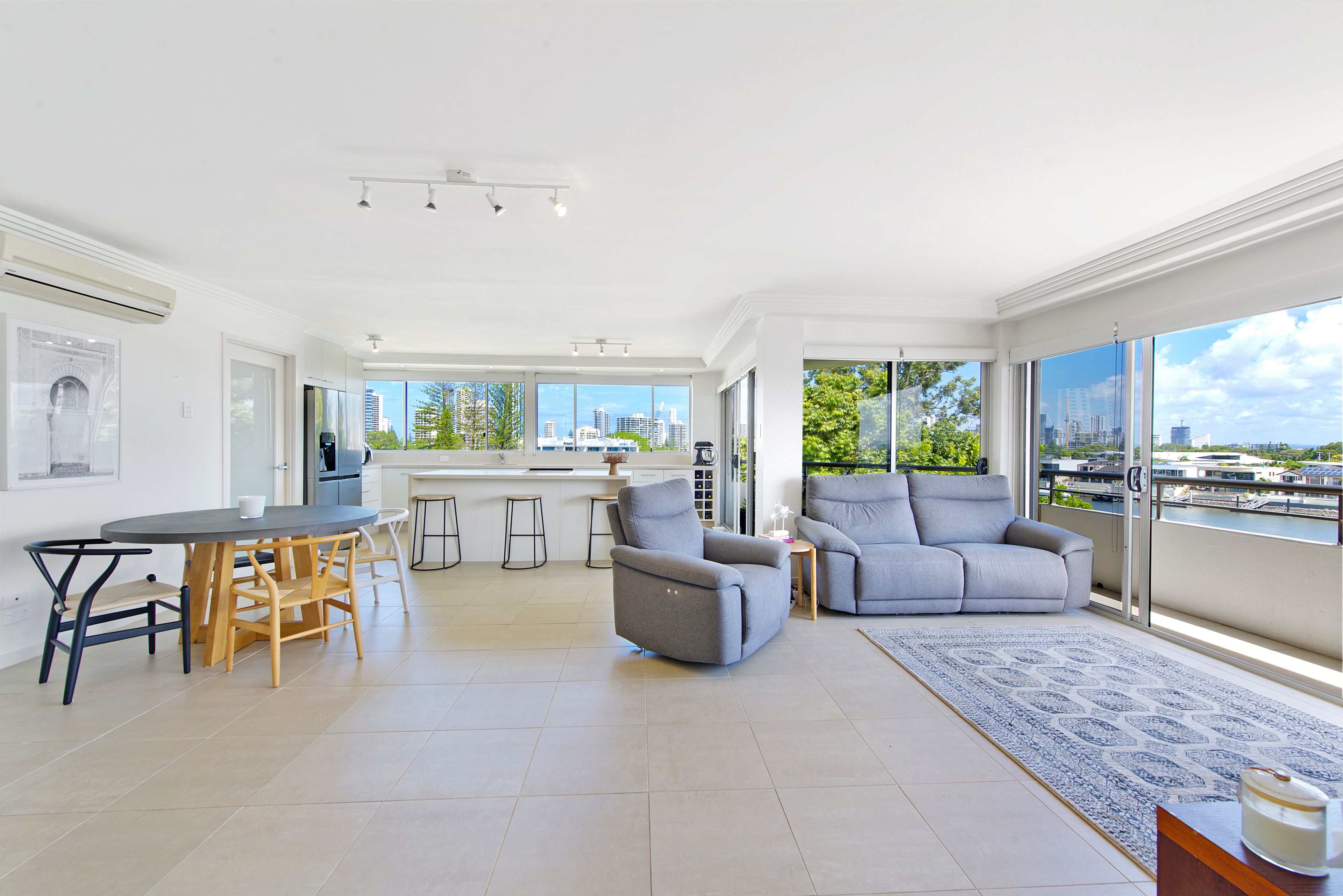 1 Peninsular Drive, Surfers Paradise QLD 4217