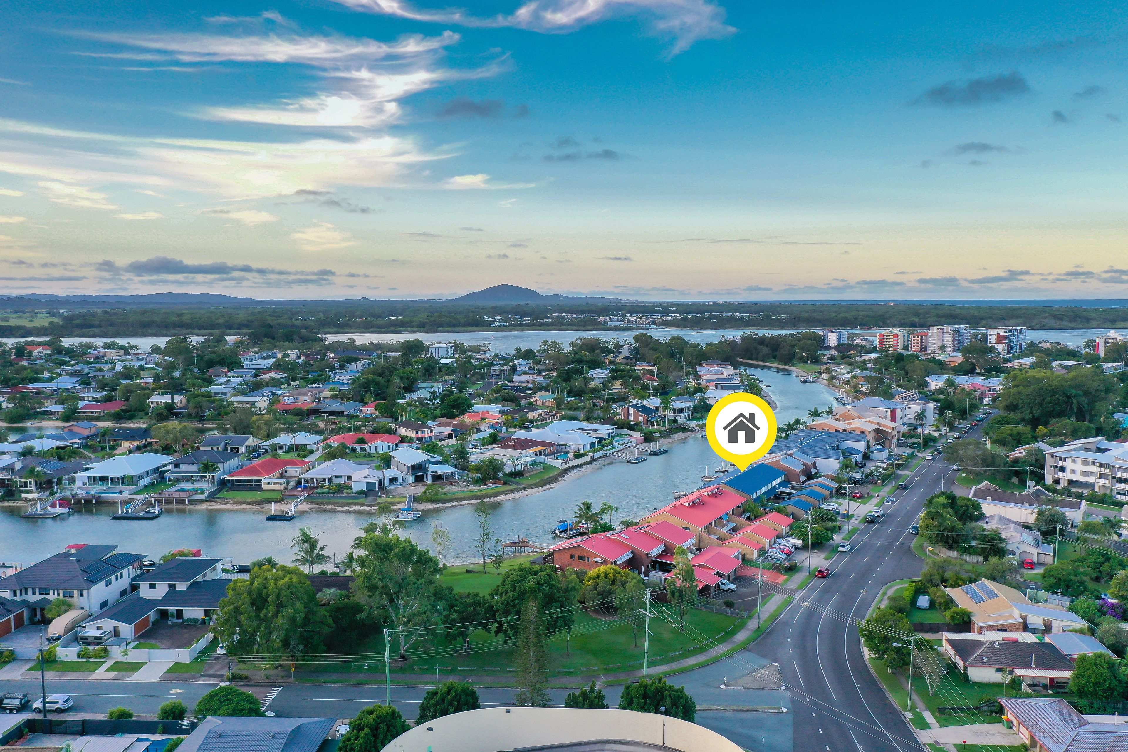 18 Broadmeadows Road, Maroochydore QLD 4558