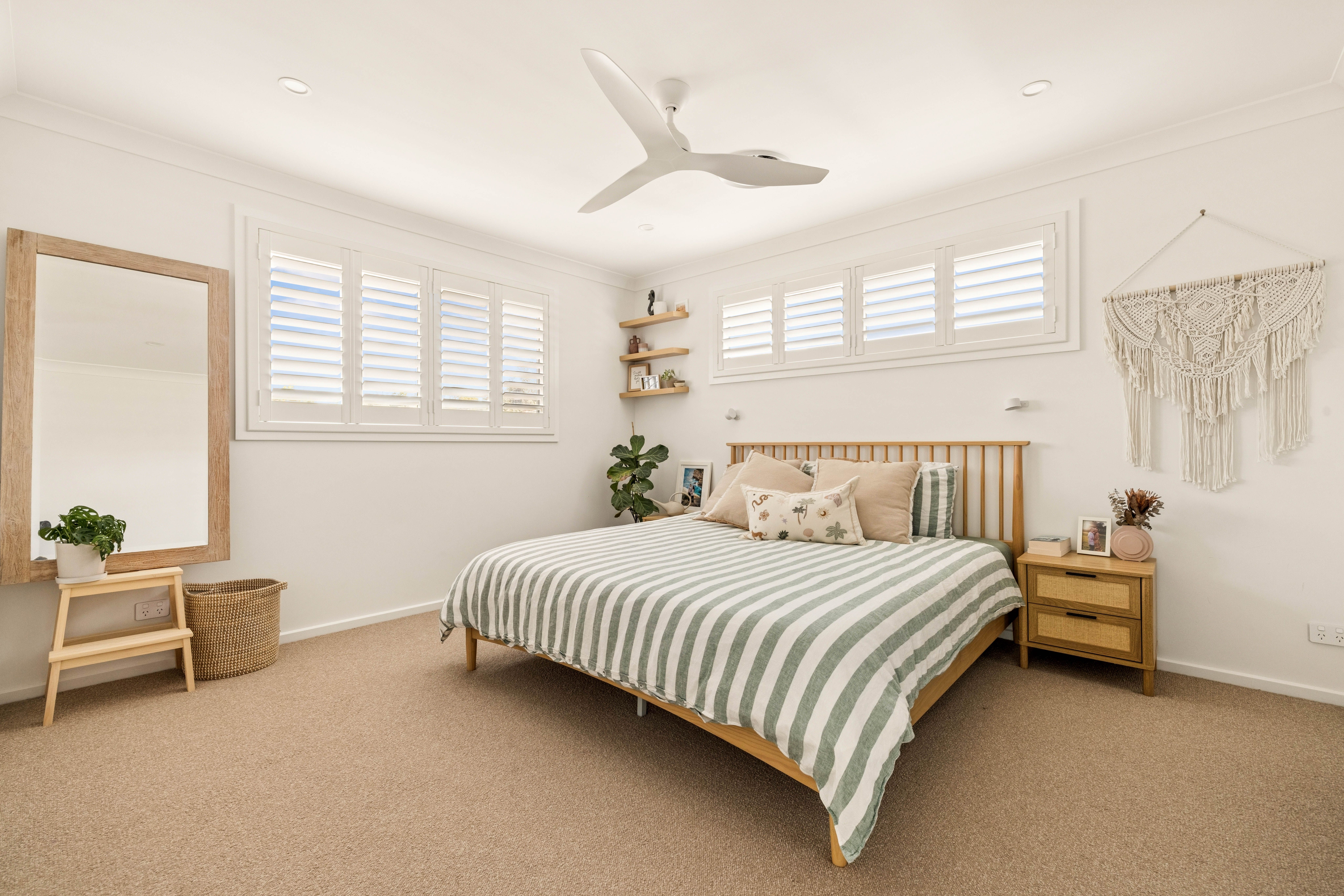15 Rolfe Street — photo 8 of 16