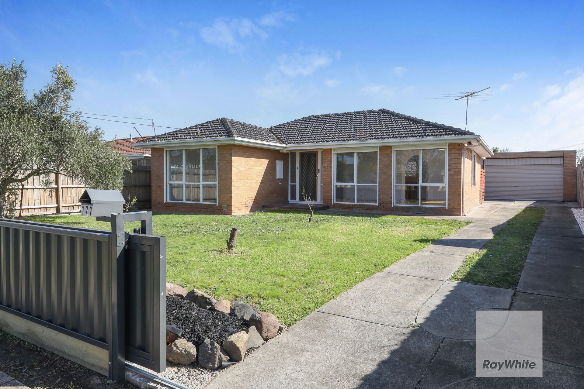 177 Carrick Drive, Gladstone Park, VIC 3043