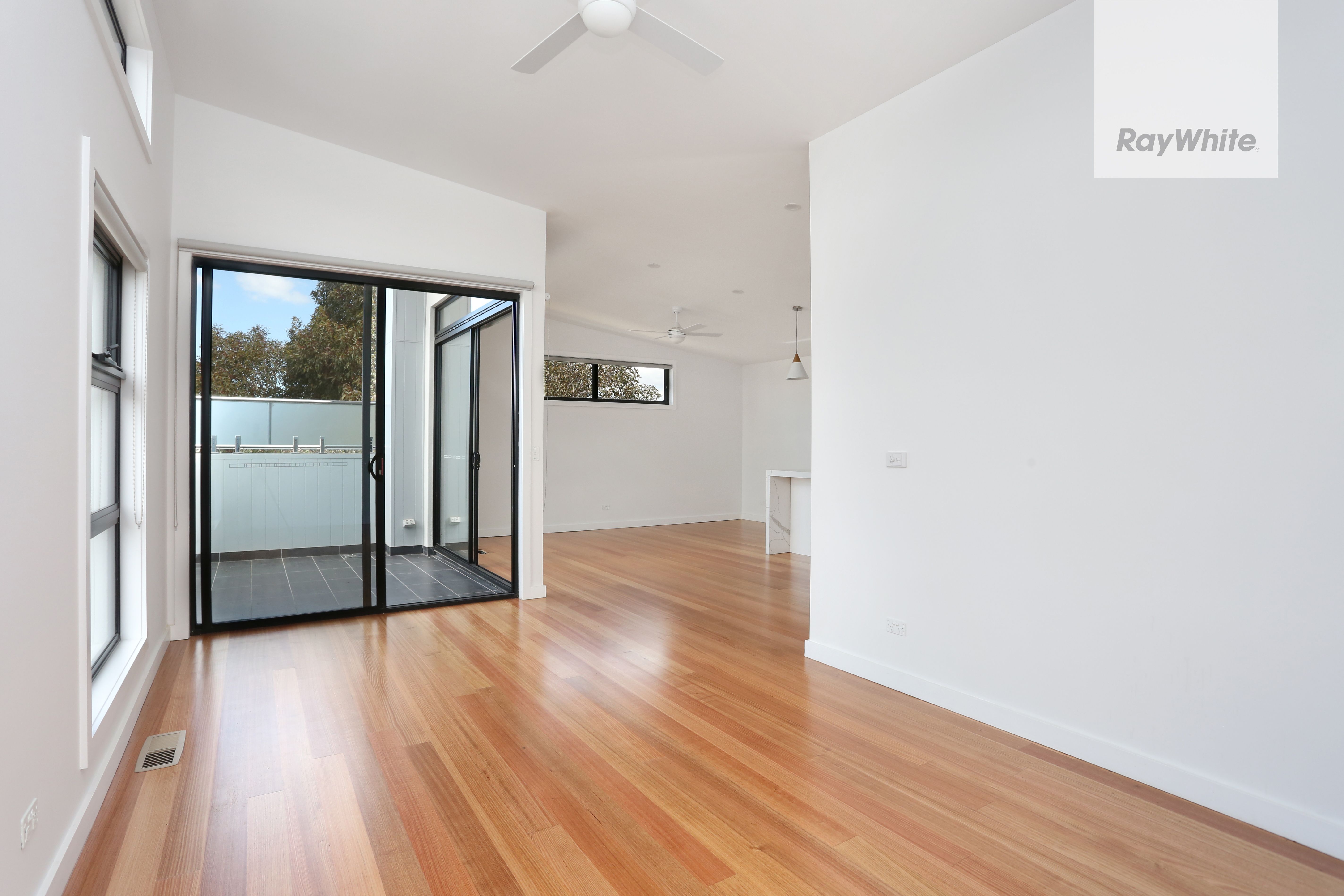 2-4/110 Blyth Street, Brunswick, VIC 3056