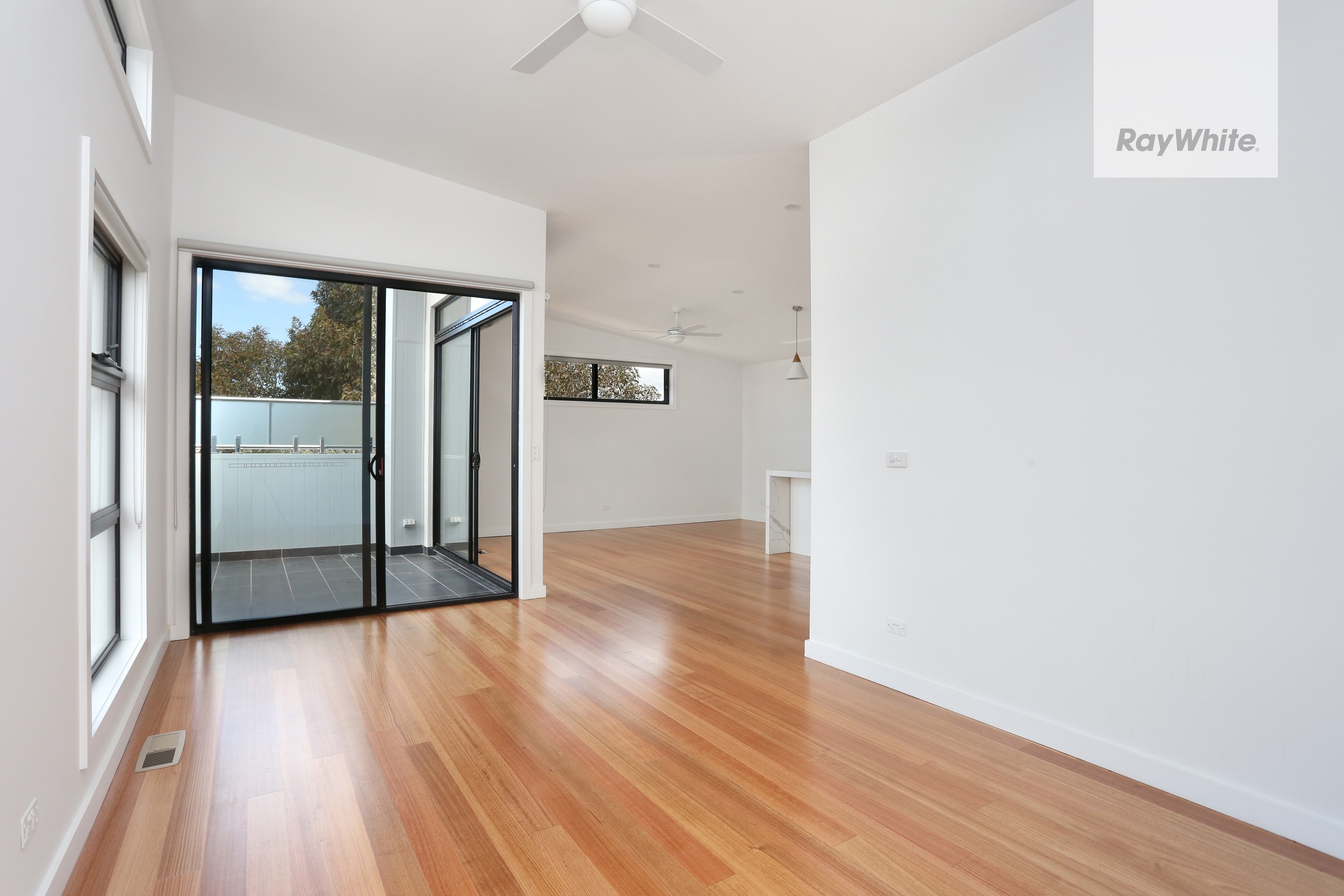 2-4/110 Blyth Street, Brunswick, VIC 3056