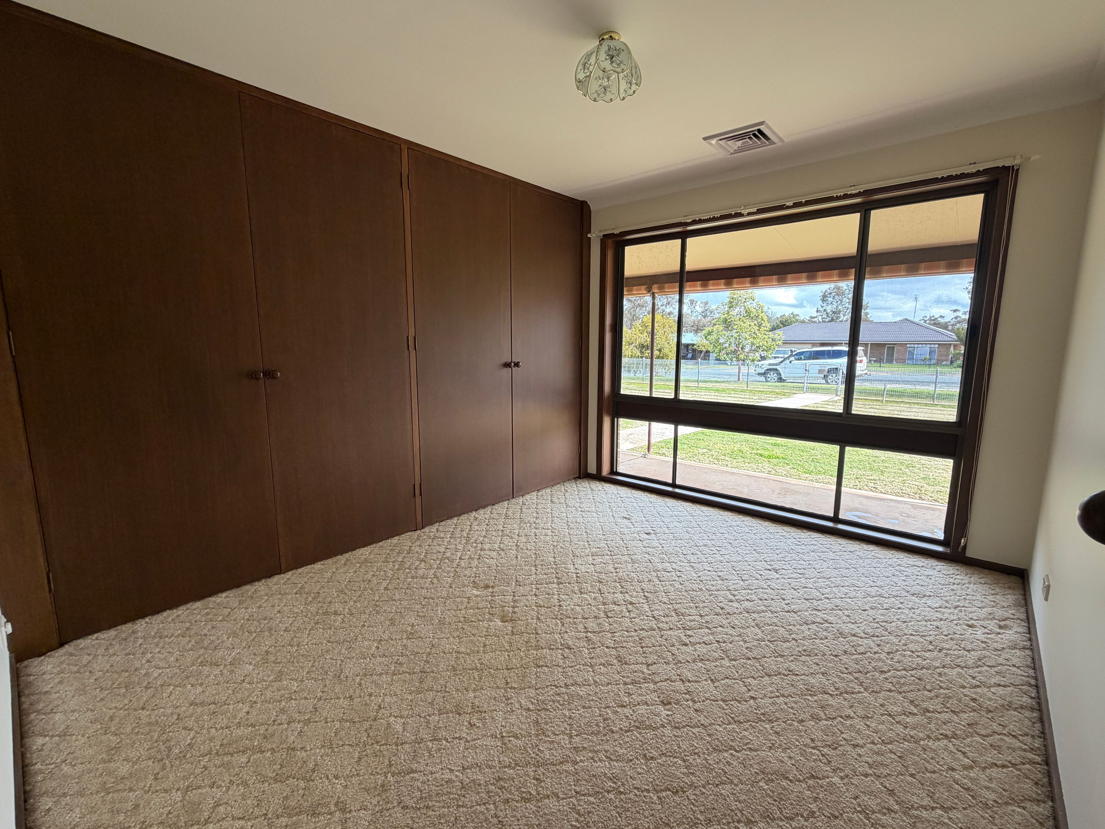58 Mathoura Street — photo 10 of 19