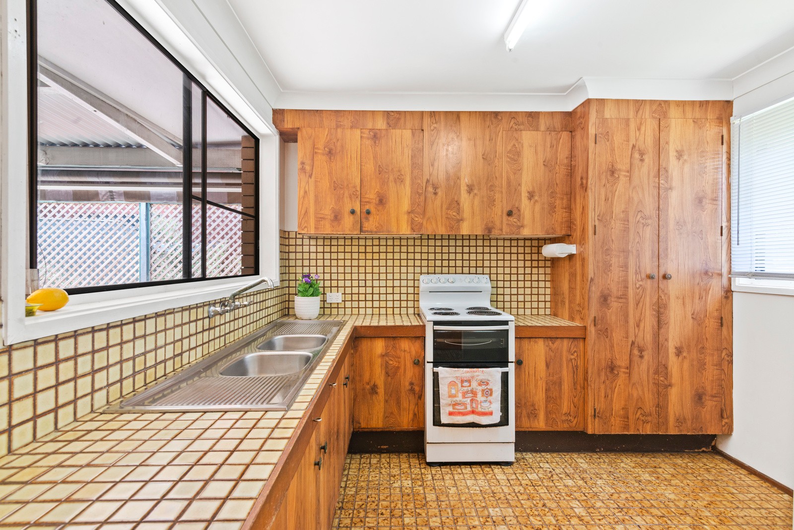 2/41 Cabarita Avenue, Tugun, QLD 4224