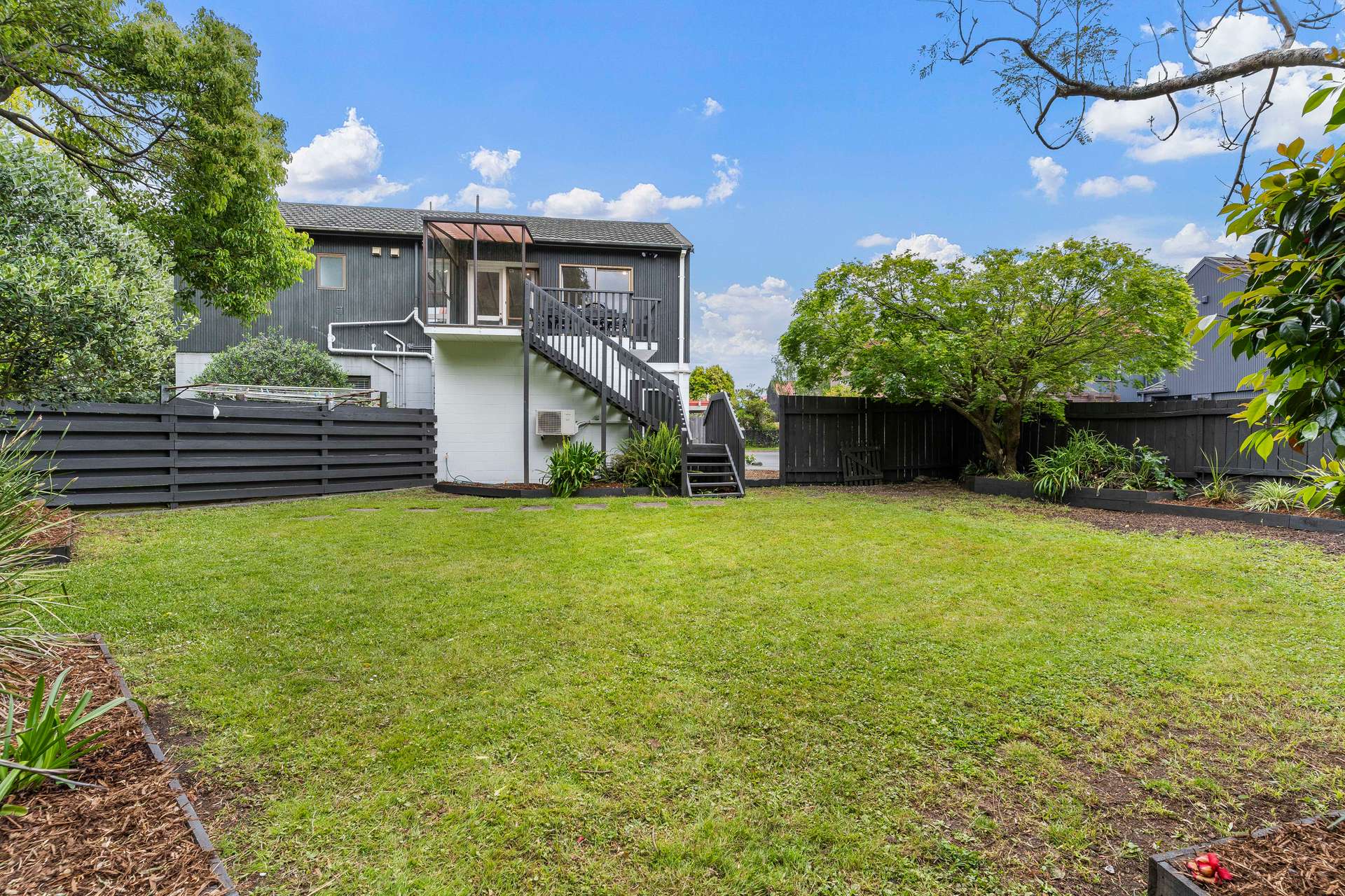 37 Pohutukawa Place photo 0