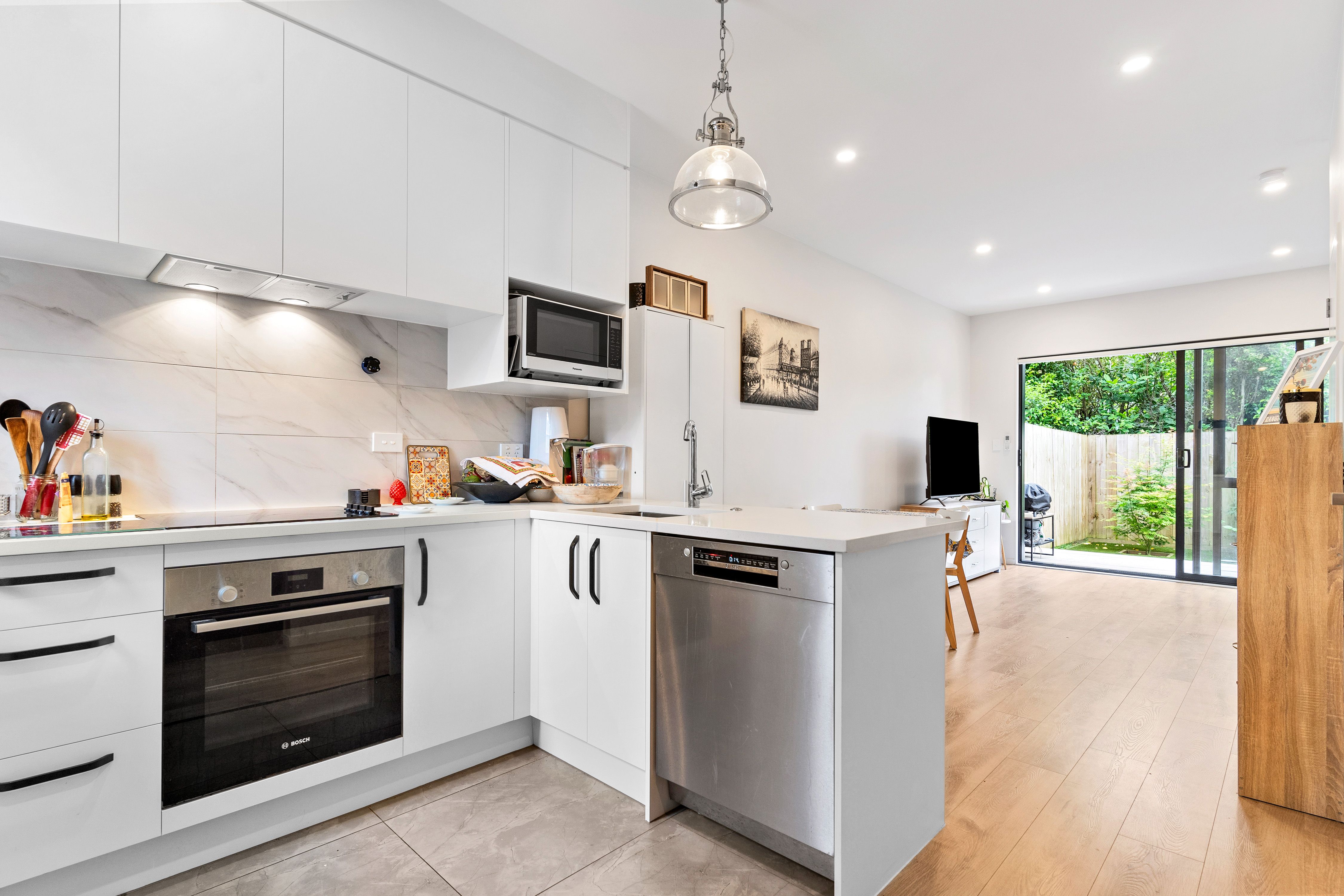 7/241 Don Buck Road, Massey, Waitakere City