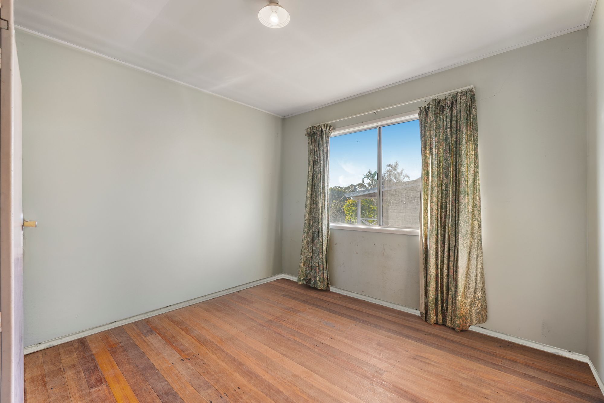 21 Windsor Street — photo 8 of 15
