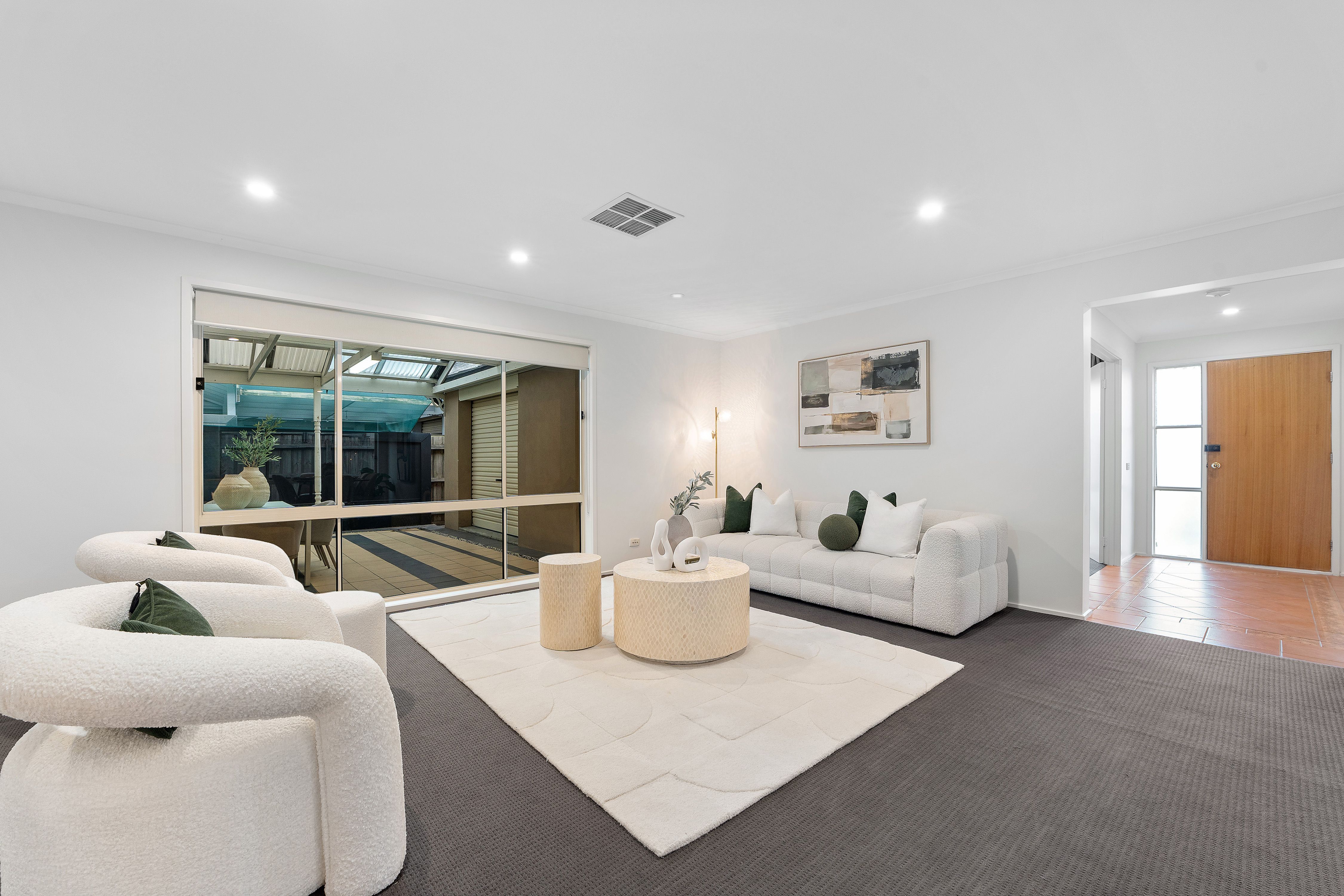 5 Lady Barlow Court — photo 3 of 21