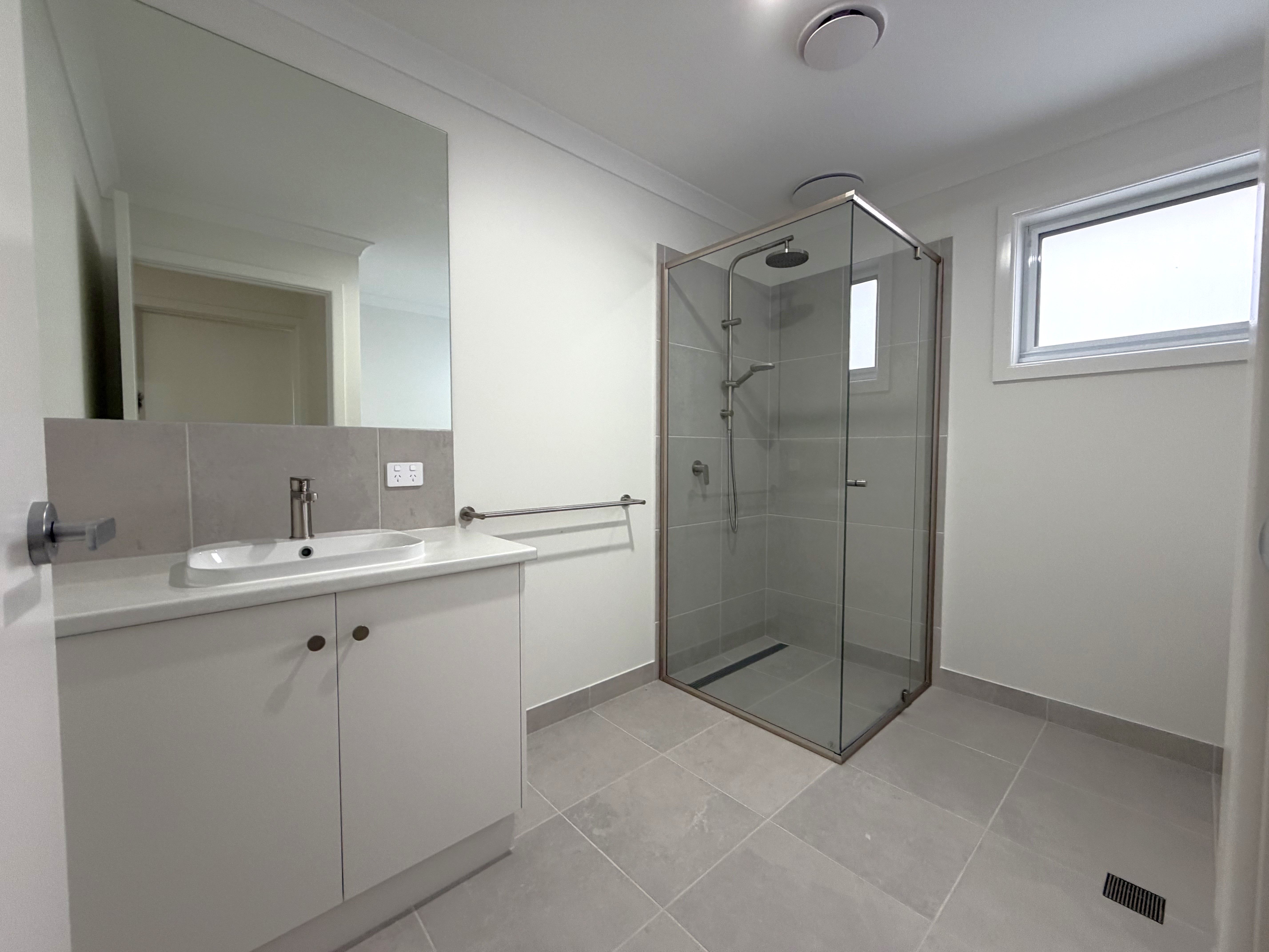 3 Robert Walter Place — photo 10 of 17