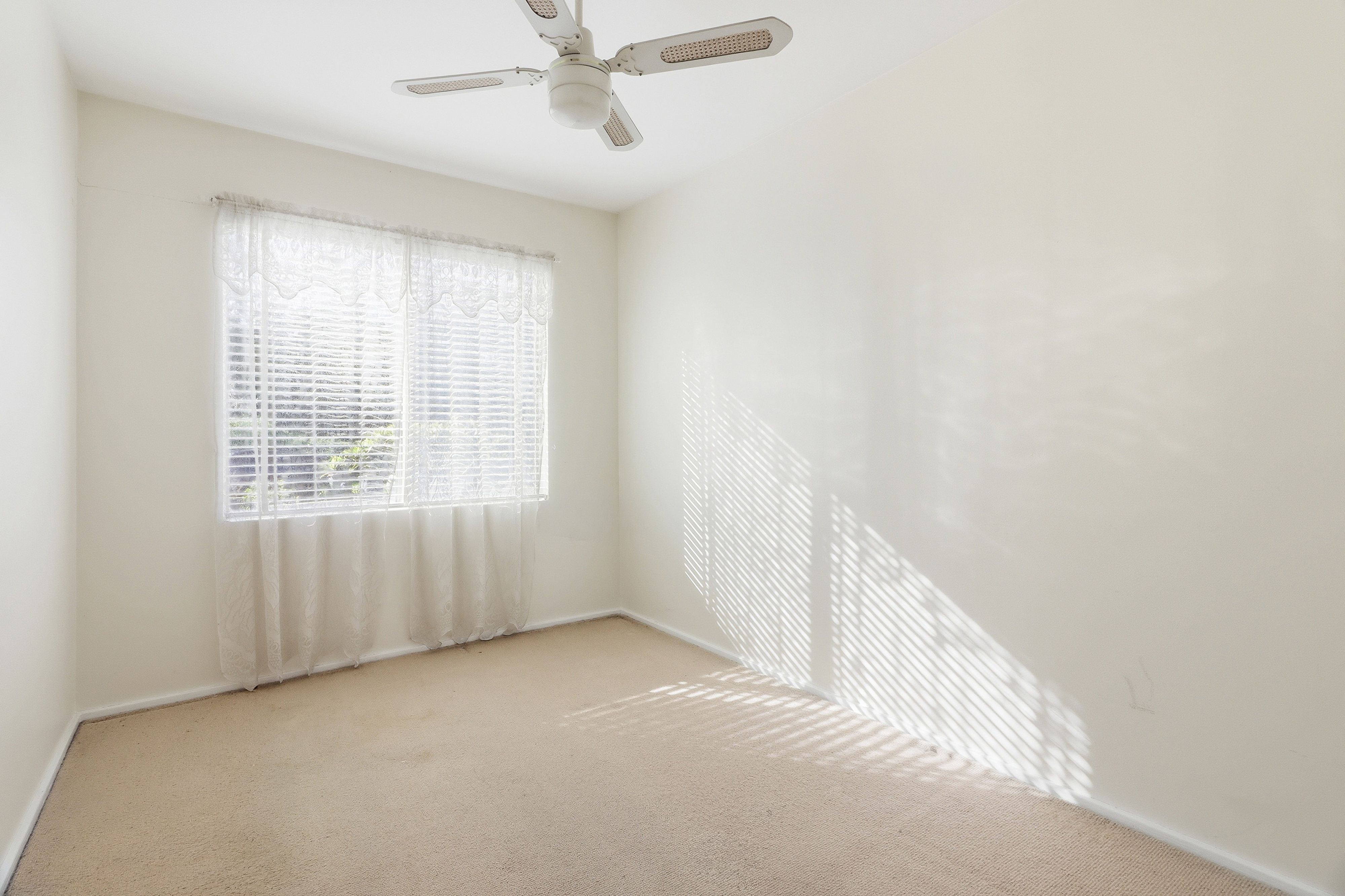 200 Macquarie Road — photo 6 of 17
