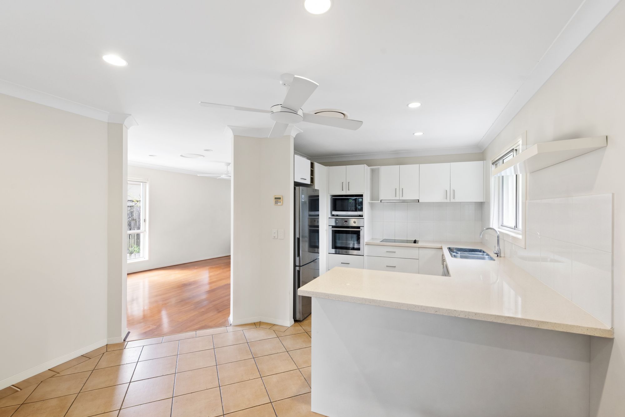 14 Tuggerah Close — photo 13 of 30