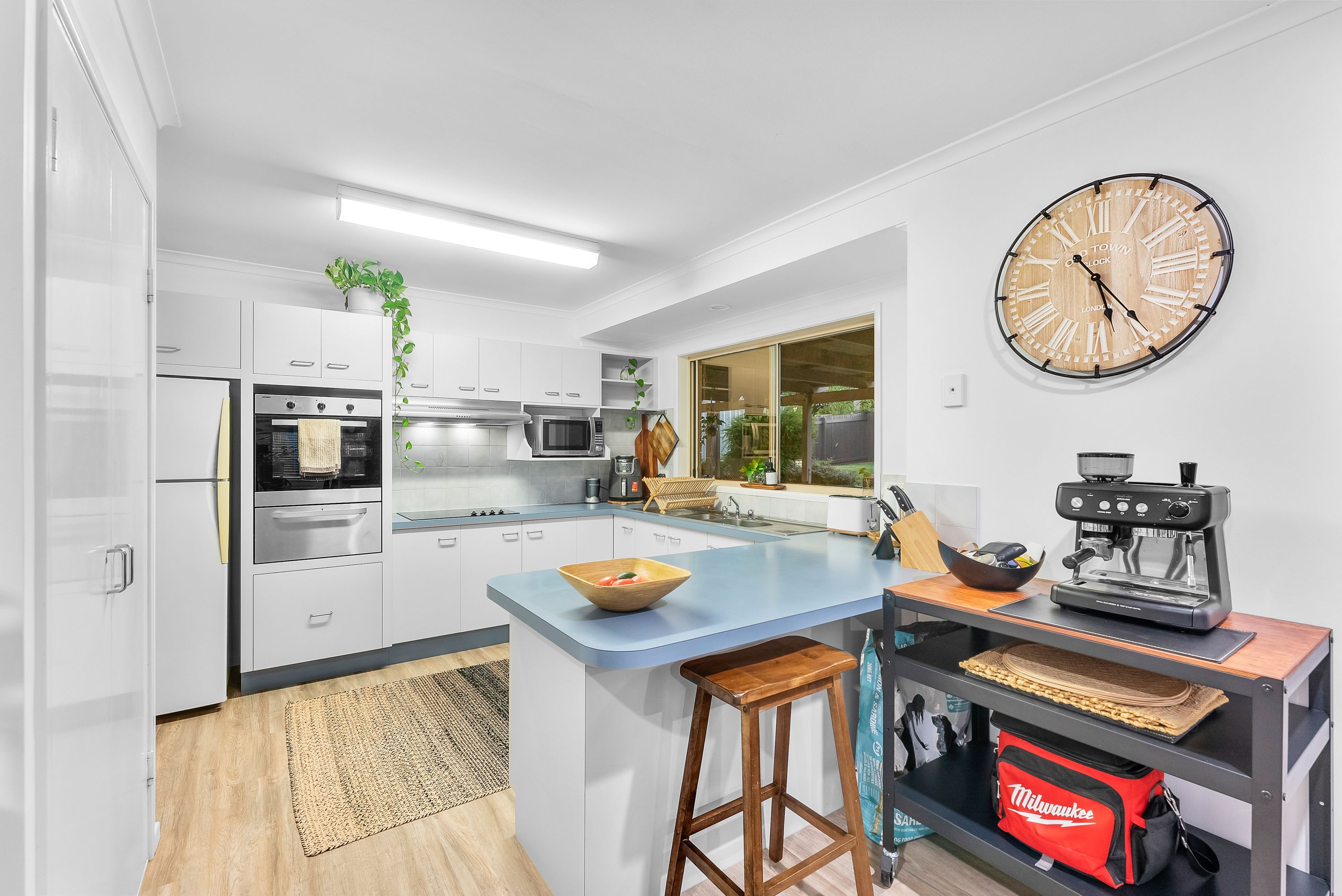 9 Dumbarton Drive, Kallangur, QLD 4503