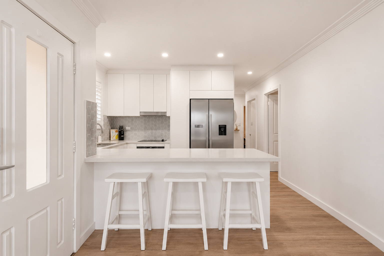 6/1-3 Renfrew Street — photo 3 of 23