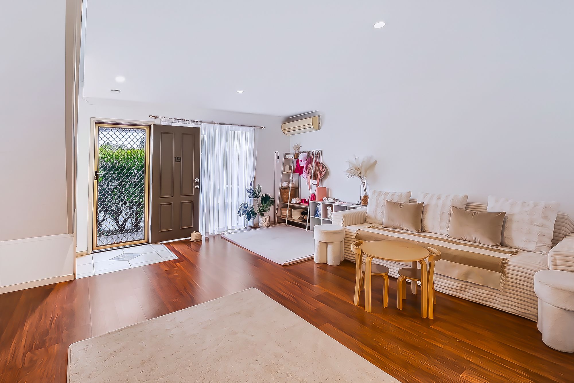19a/1-7 Ridgevista Court — photo 3 of 12