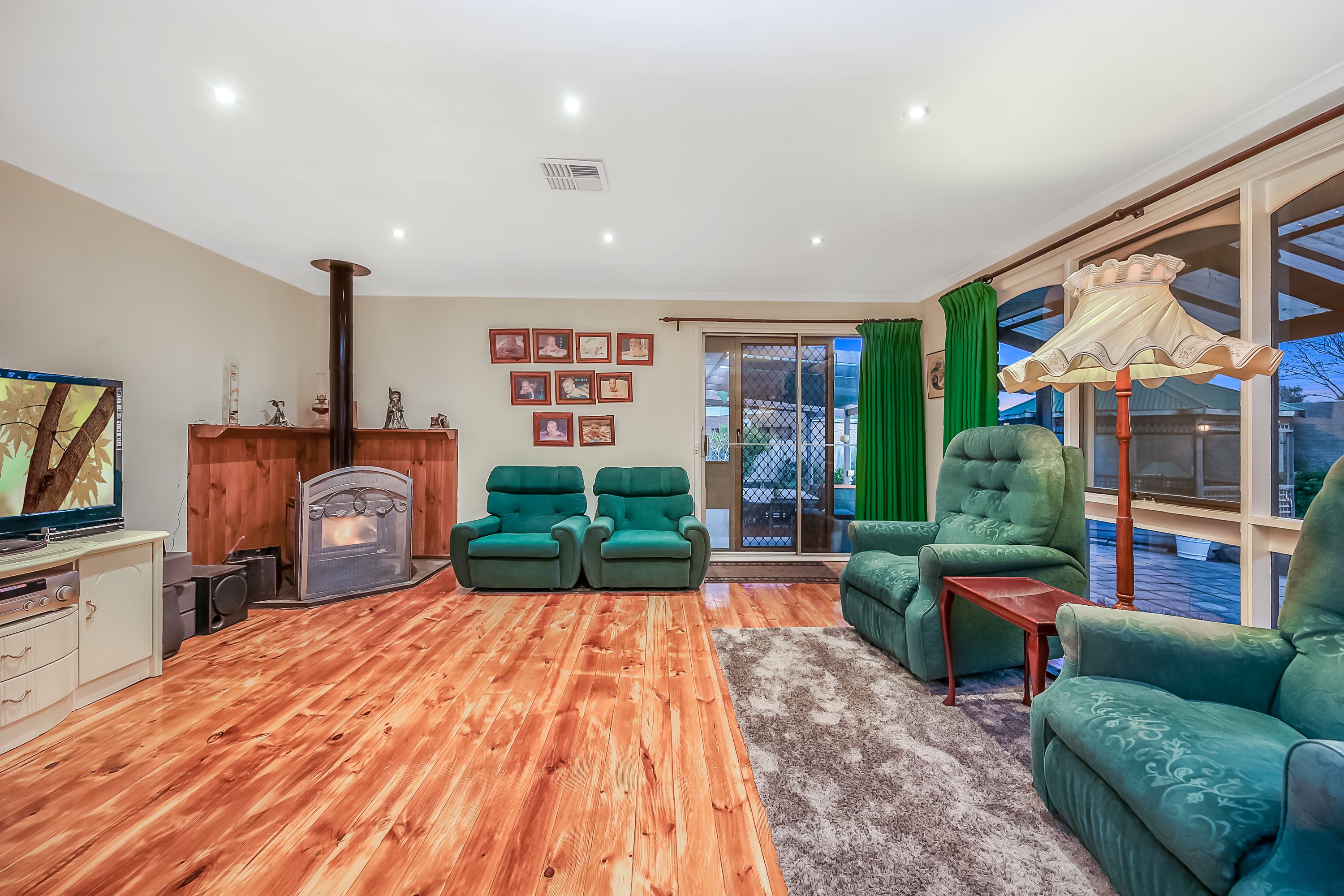 4 Gracilis Court, Endeavour Hills, VIC 3802