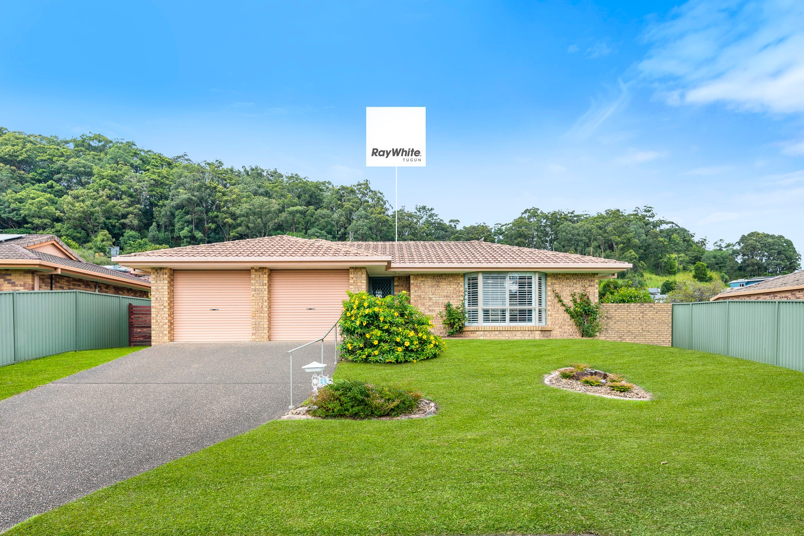 25 Wilkinson Crescent, Currumbin Waters, QLD 4223