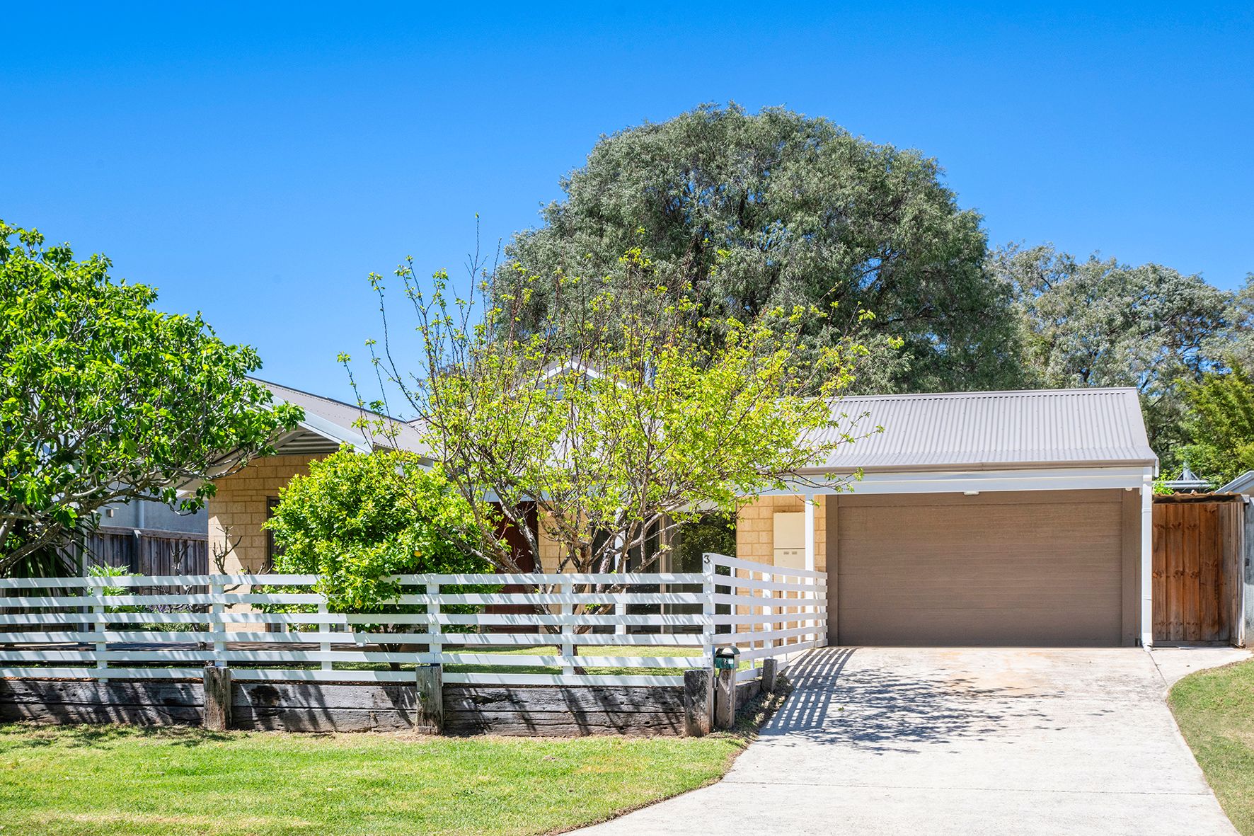 3 Parakeet Road, Margaret River, WA 6285