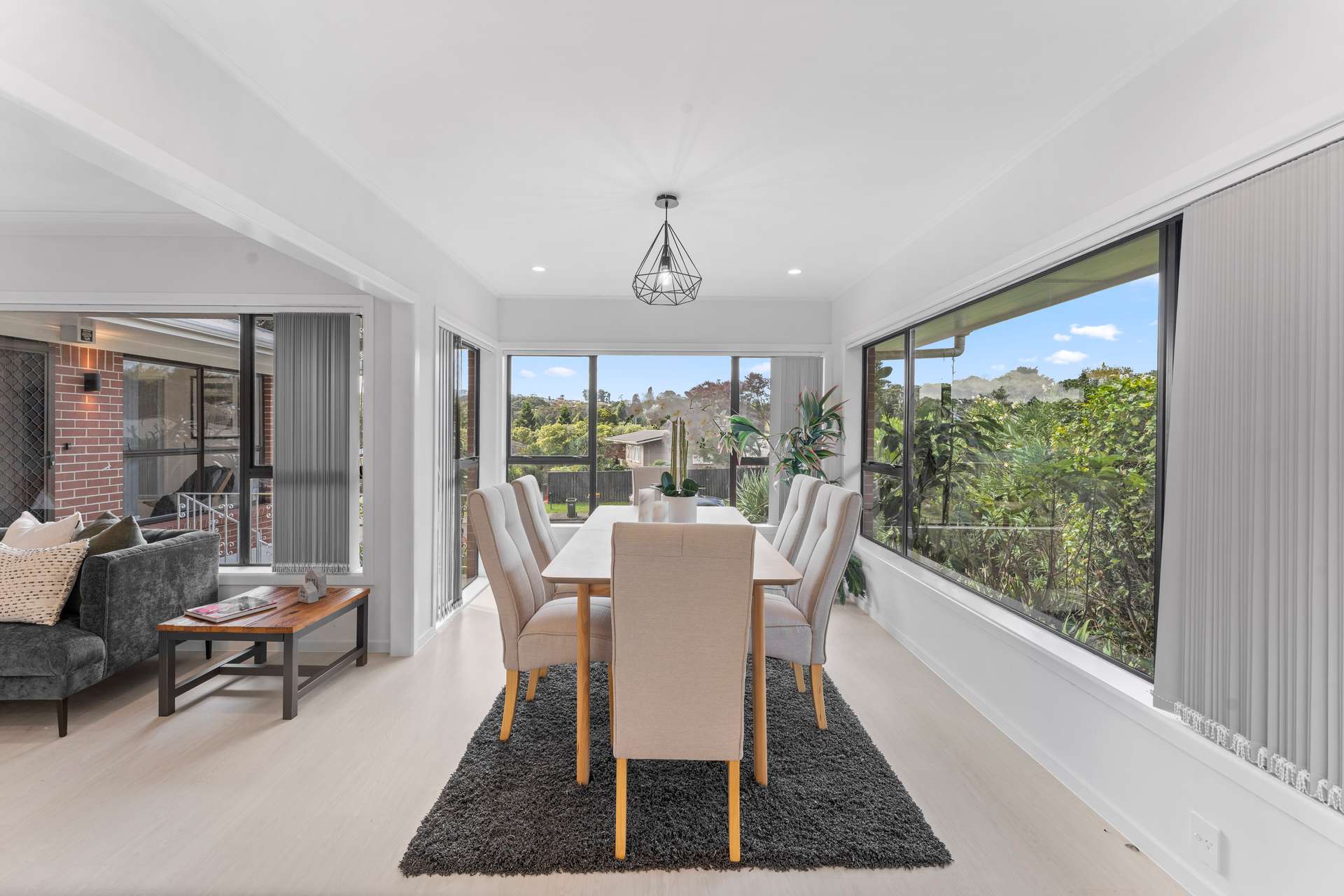 23 Lawrence Crescent photo 16