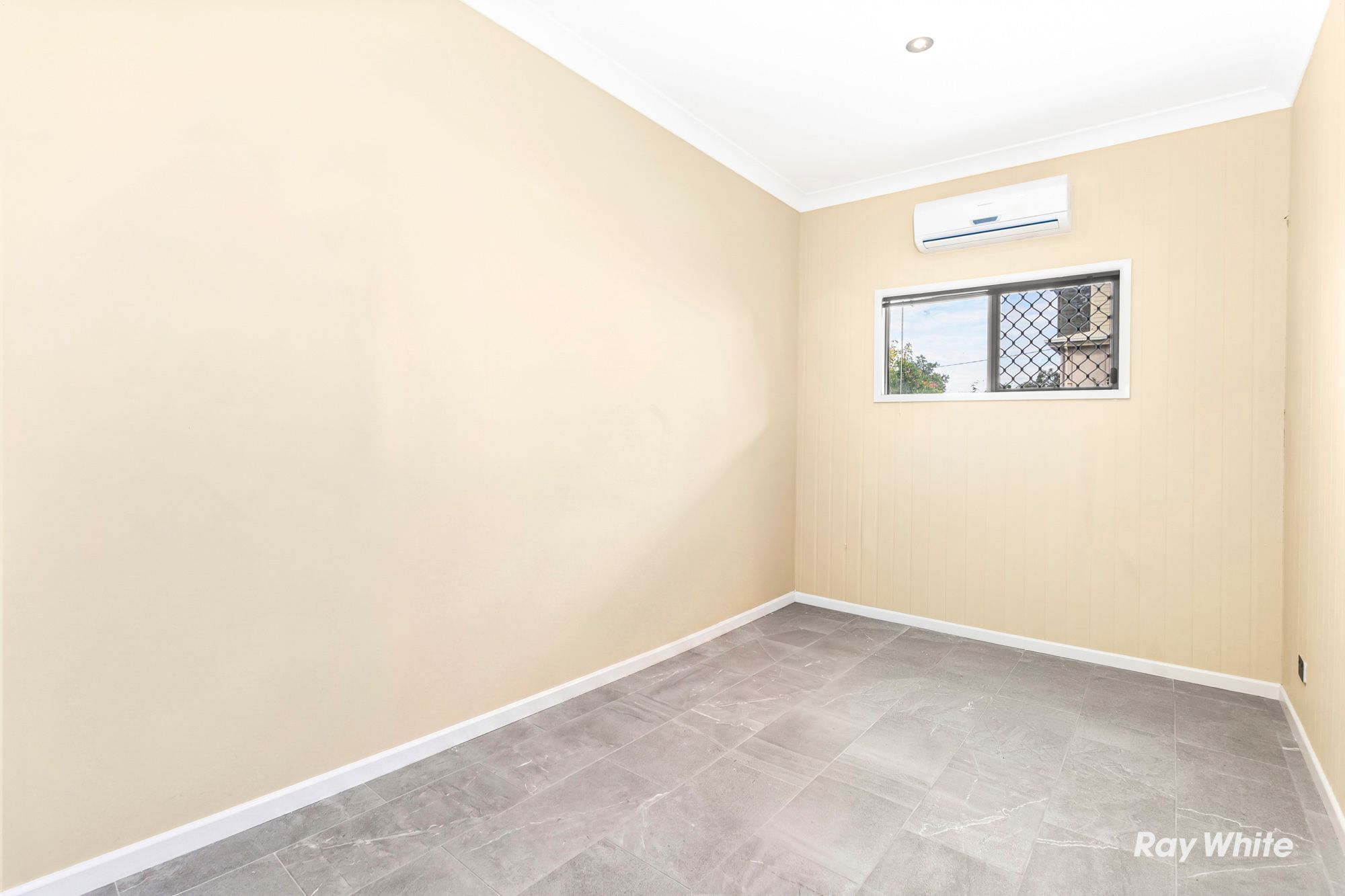 19 Cathne Street — photo 6 of 28