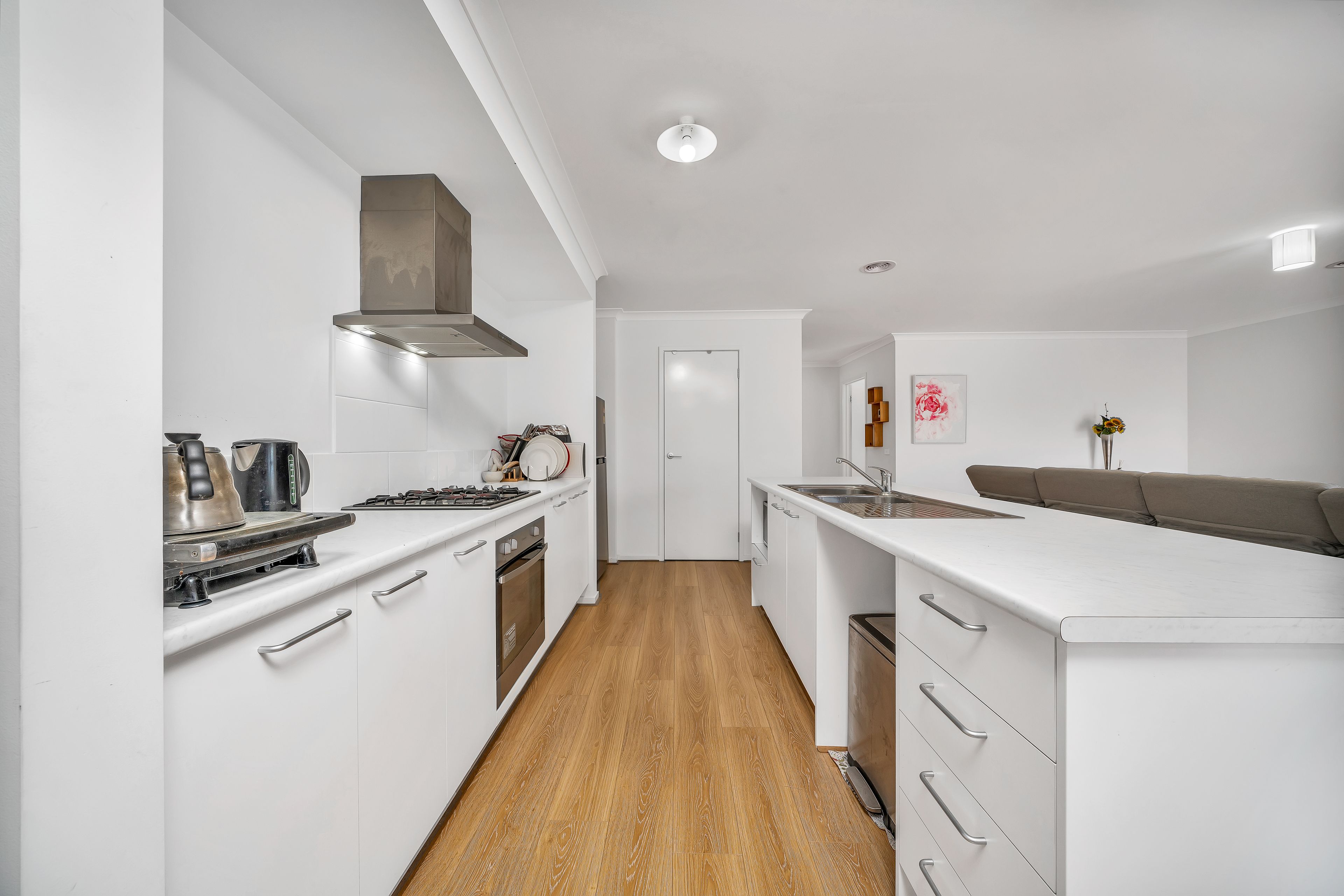 27 O'Meara Crescent, Cranbourne East, VIC 3977