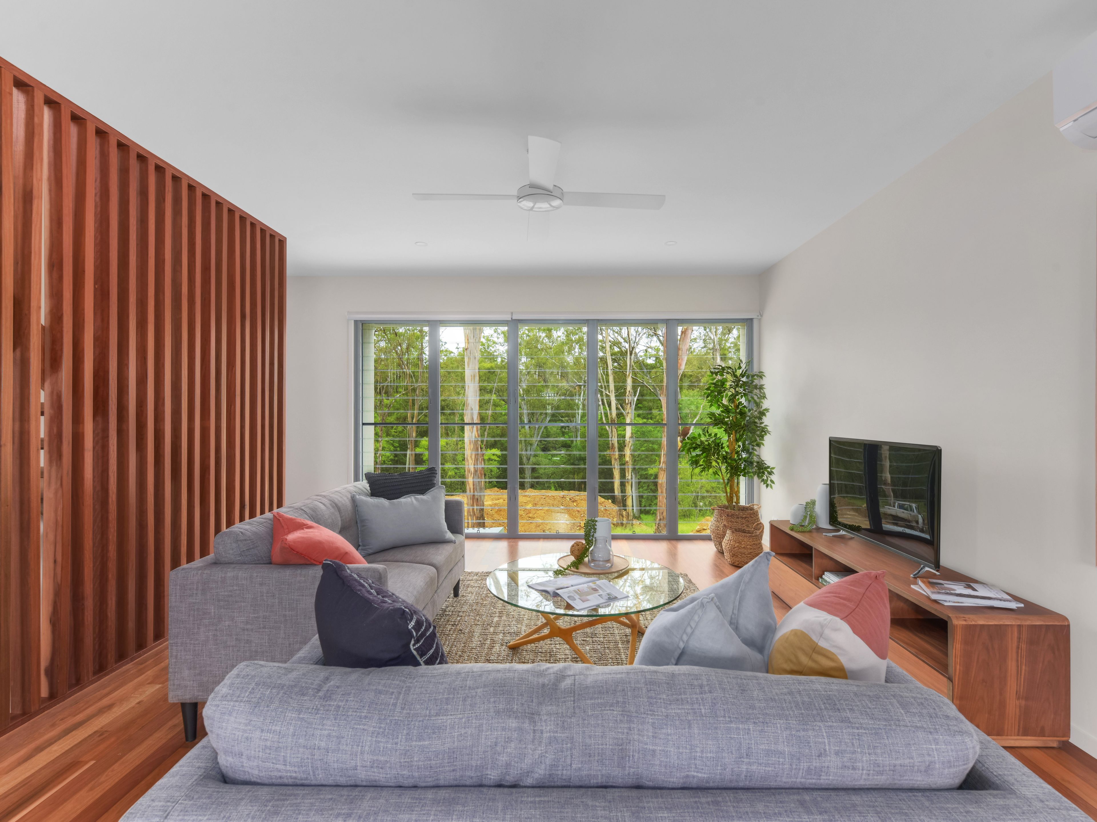 33i Kersley Road, Kenmore, QLD 4069