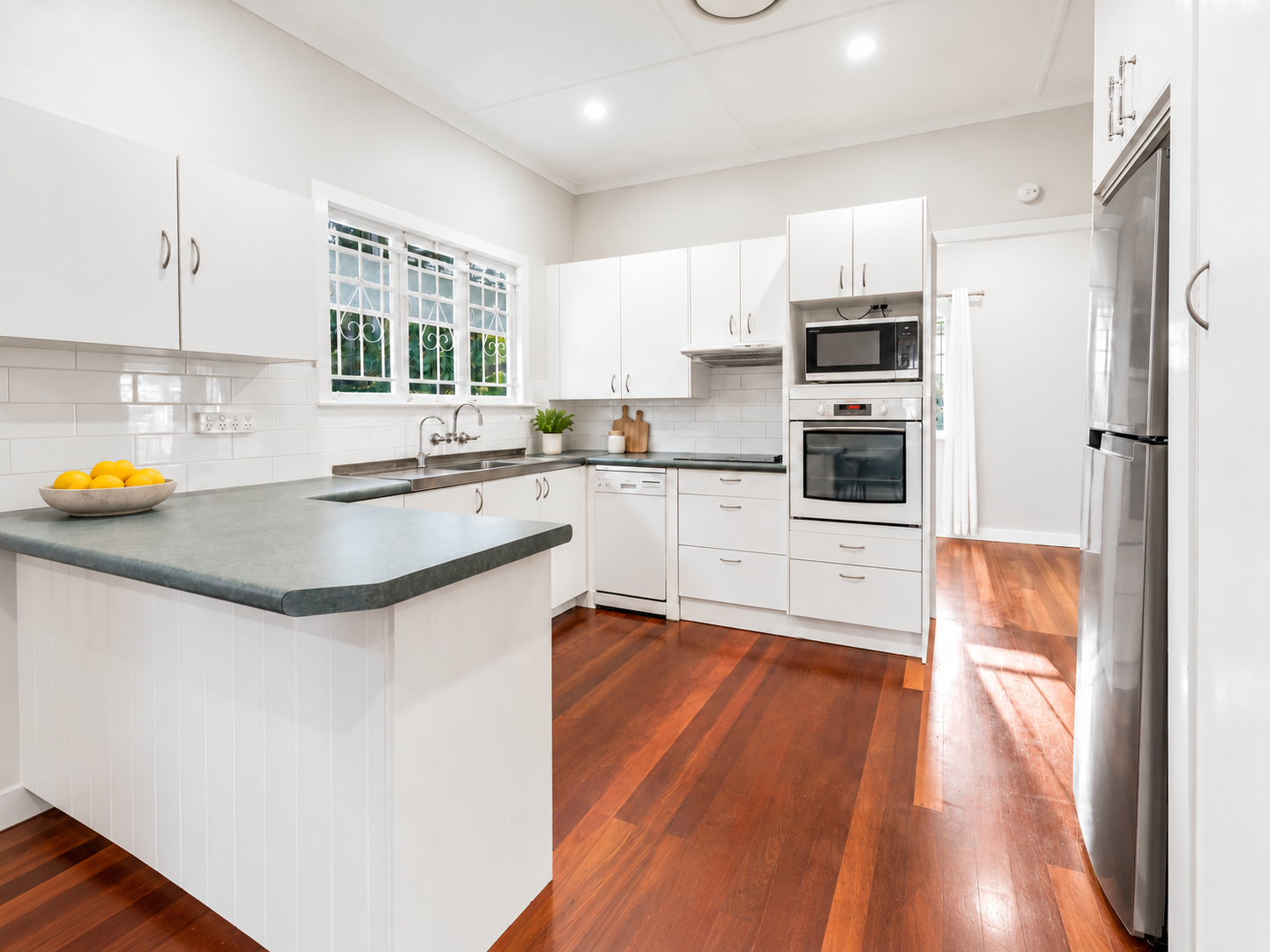 63 Stuartholme Road — photo 6 of 19