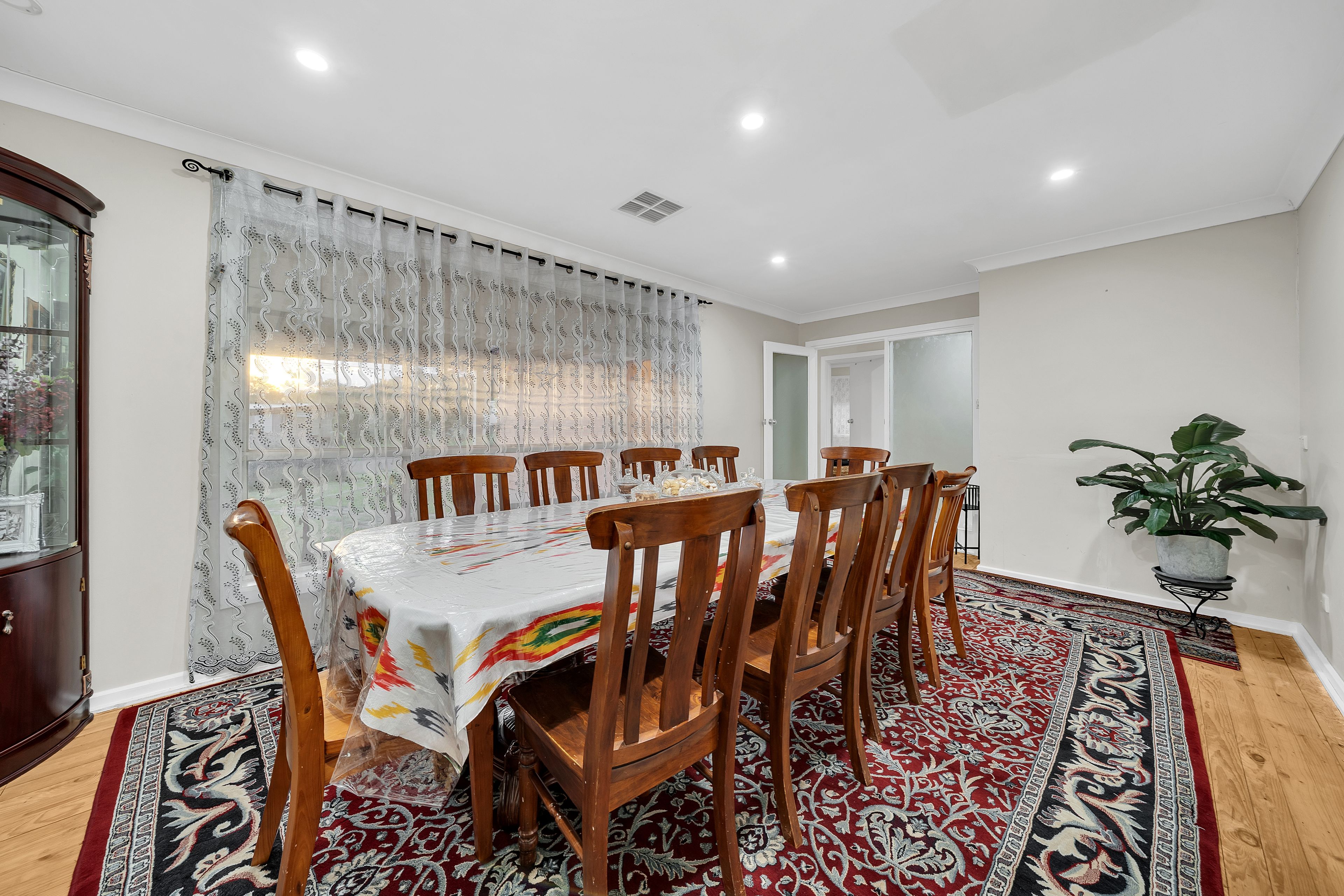 41 Kildonan Avenue — photo 11 of 23