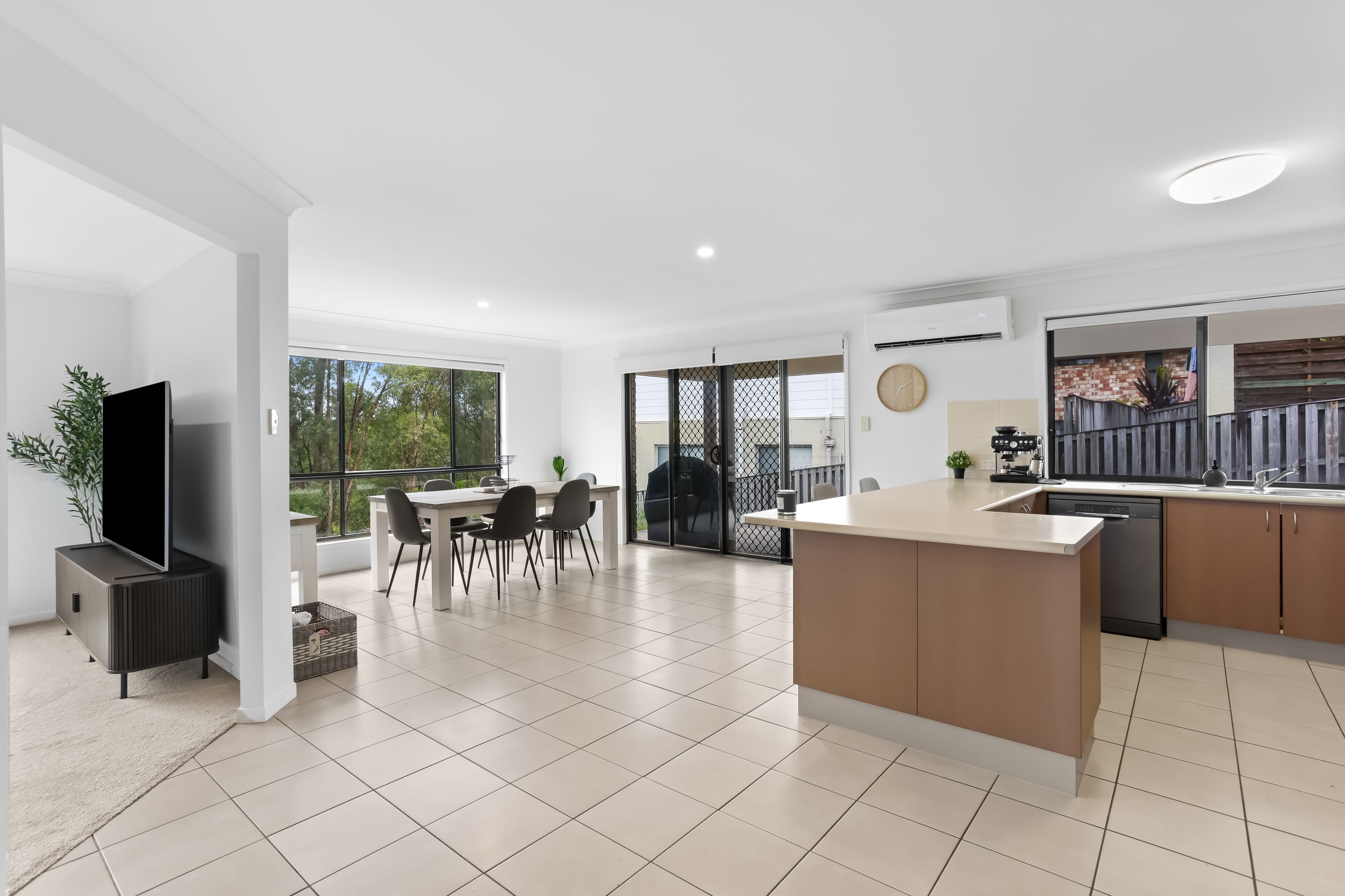 47 Codrington Circuit, Pacific Pines QLD 4211