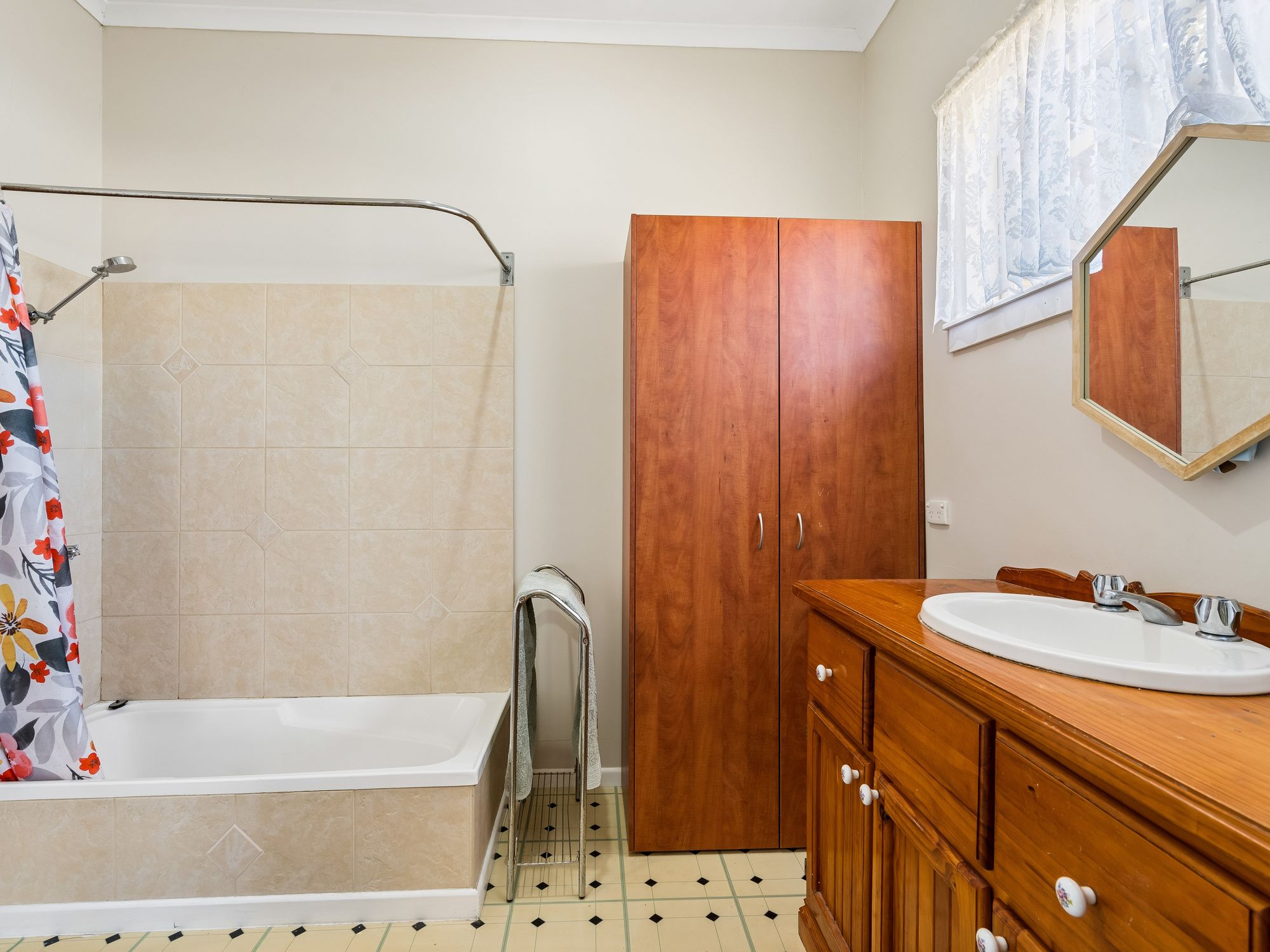 19 Bellambi Street — photo 8 of 13