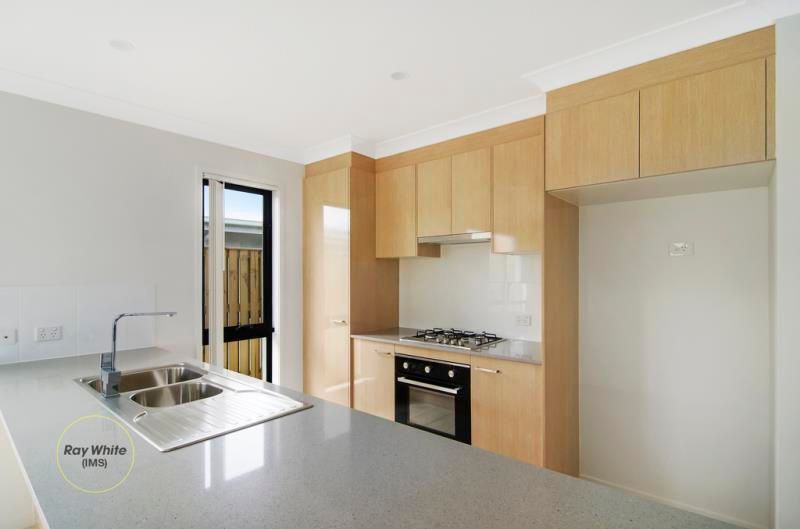 13 Rise Crescent, Pimpama, QLD 4209