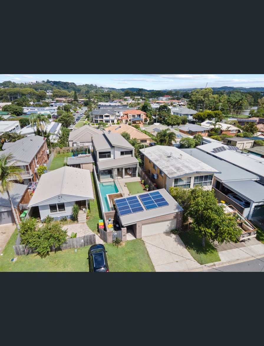 32 First Avenue, Palm Beach, QLD 4221