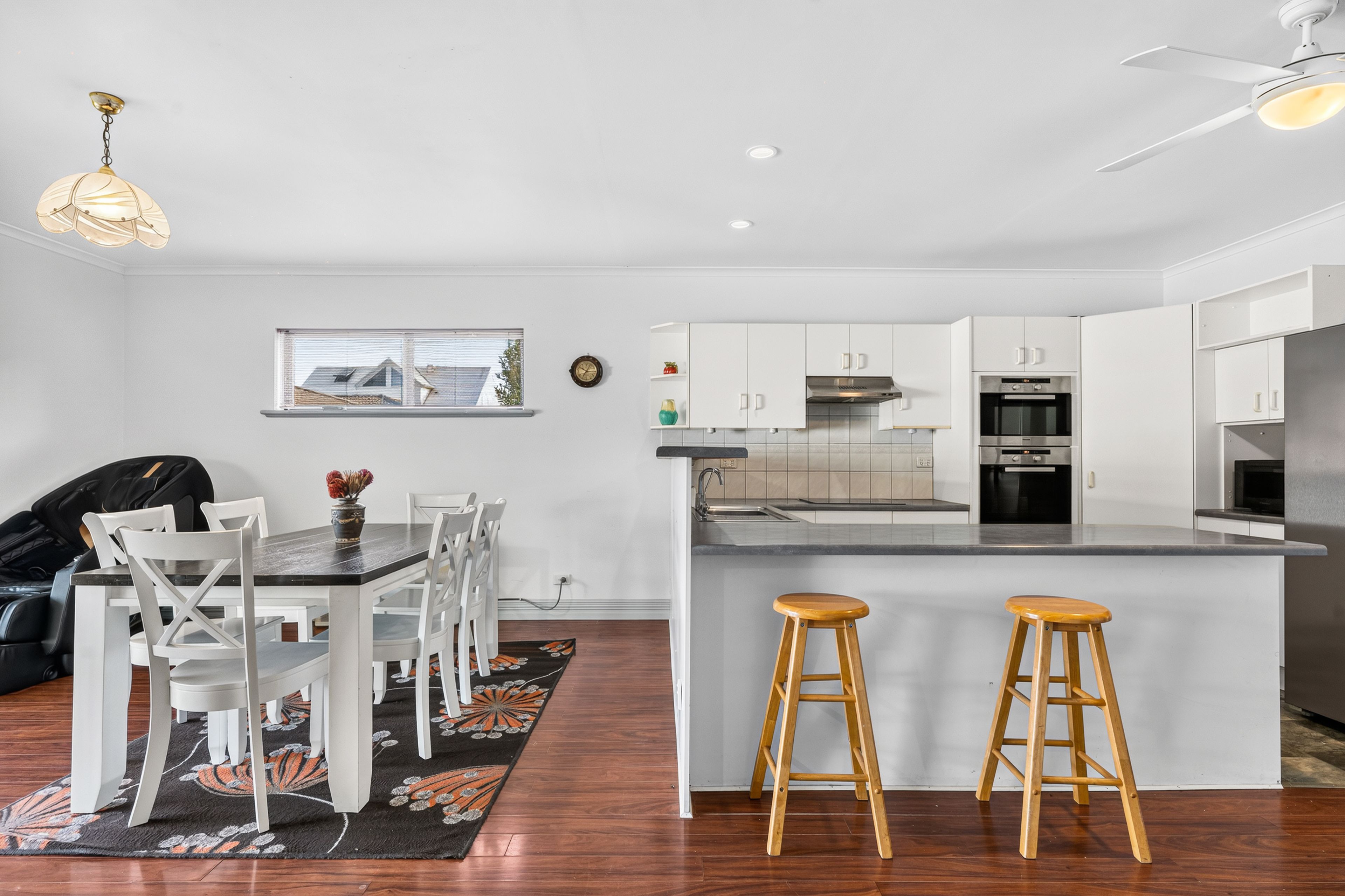 27 Barry Road — photo 4 of 20