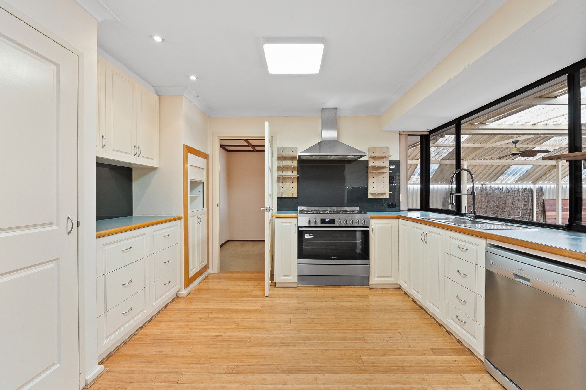 4 Pinjar Court — photo 15 of 28