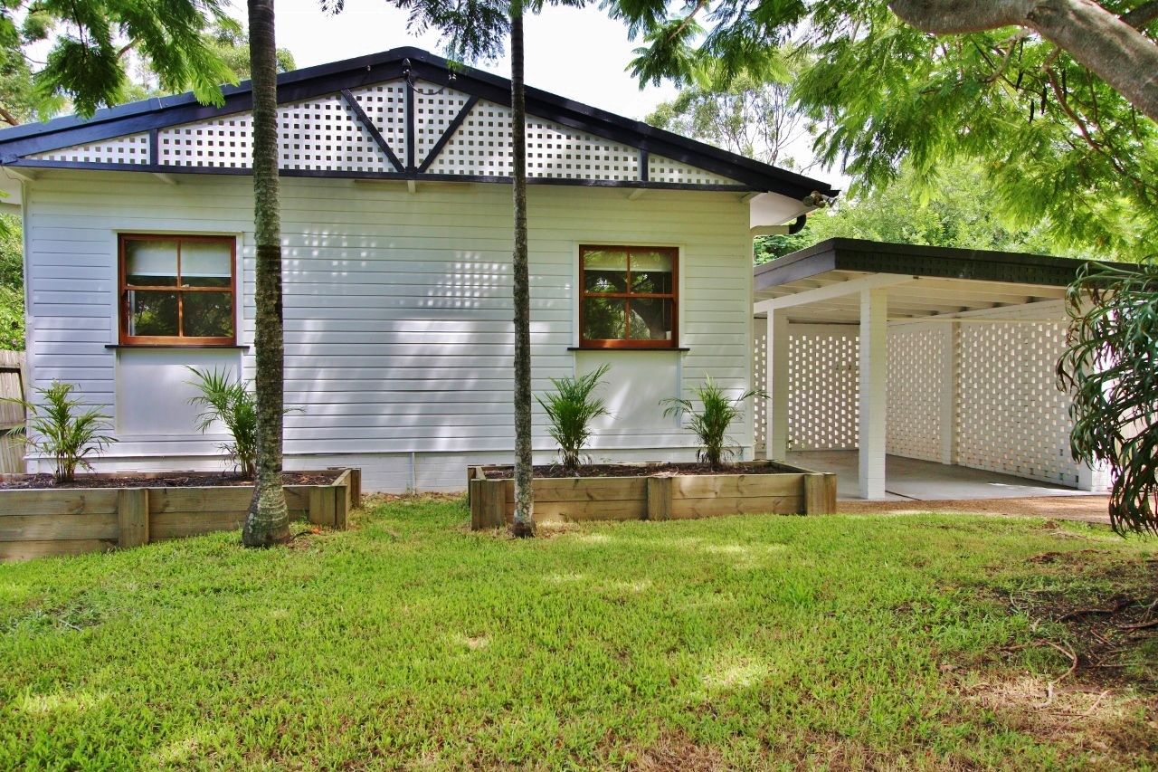 11 Jenkinson Street, Indooroopilly, QLD 4068