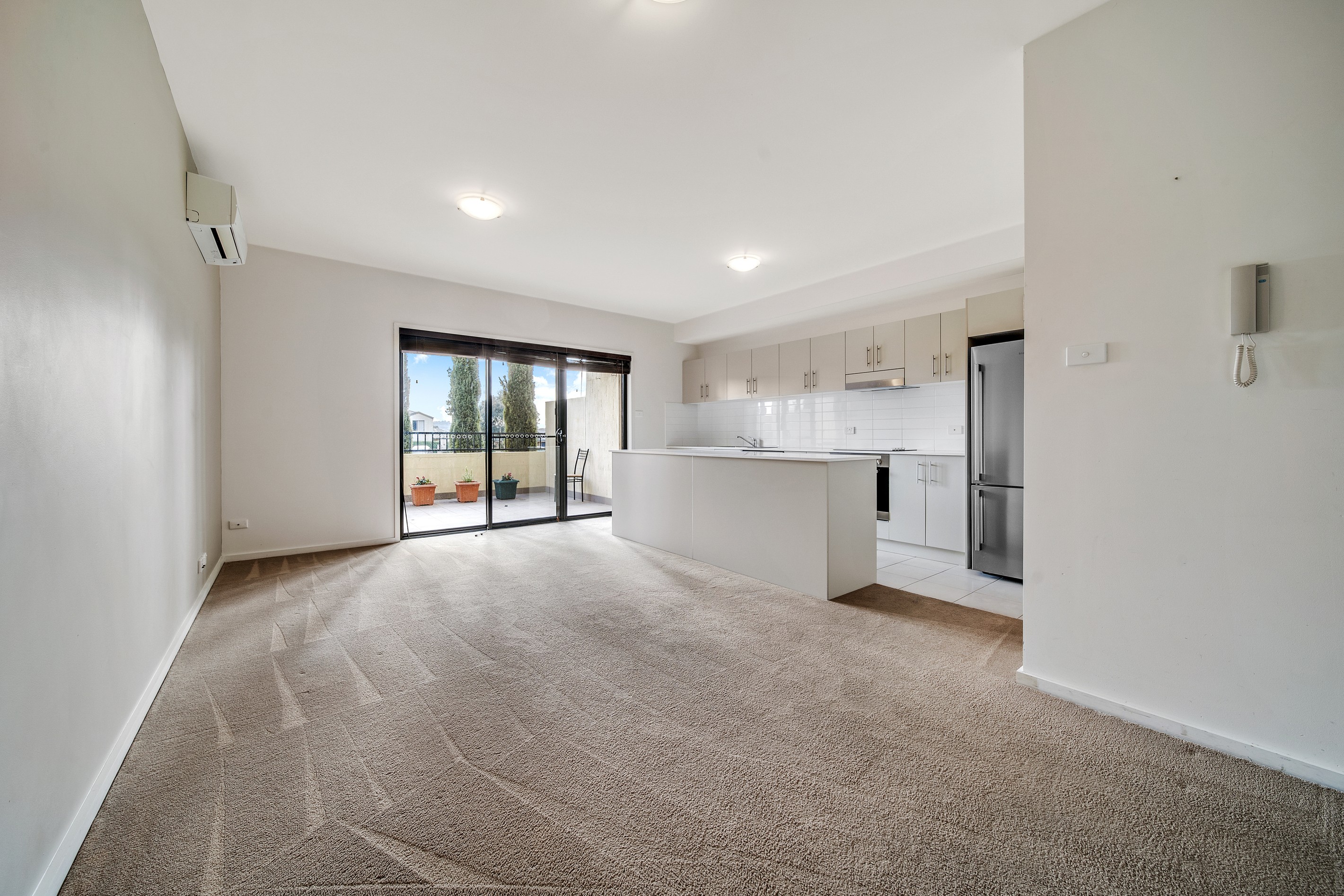 2/1 Gungahlin Place, Gungahlin, ACT 2912