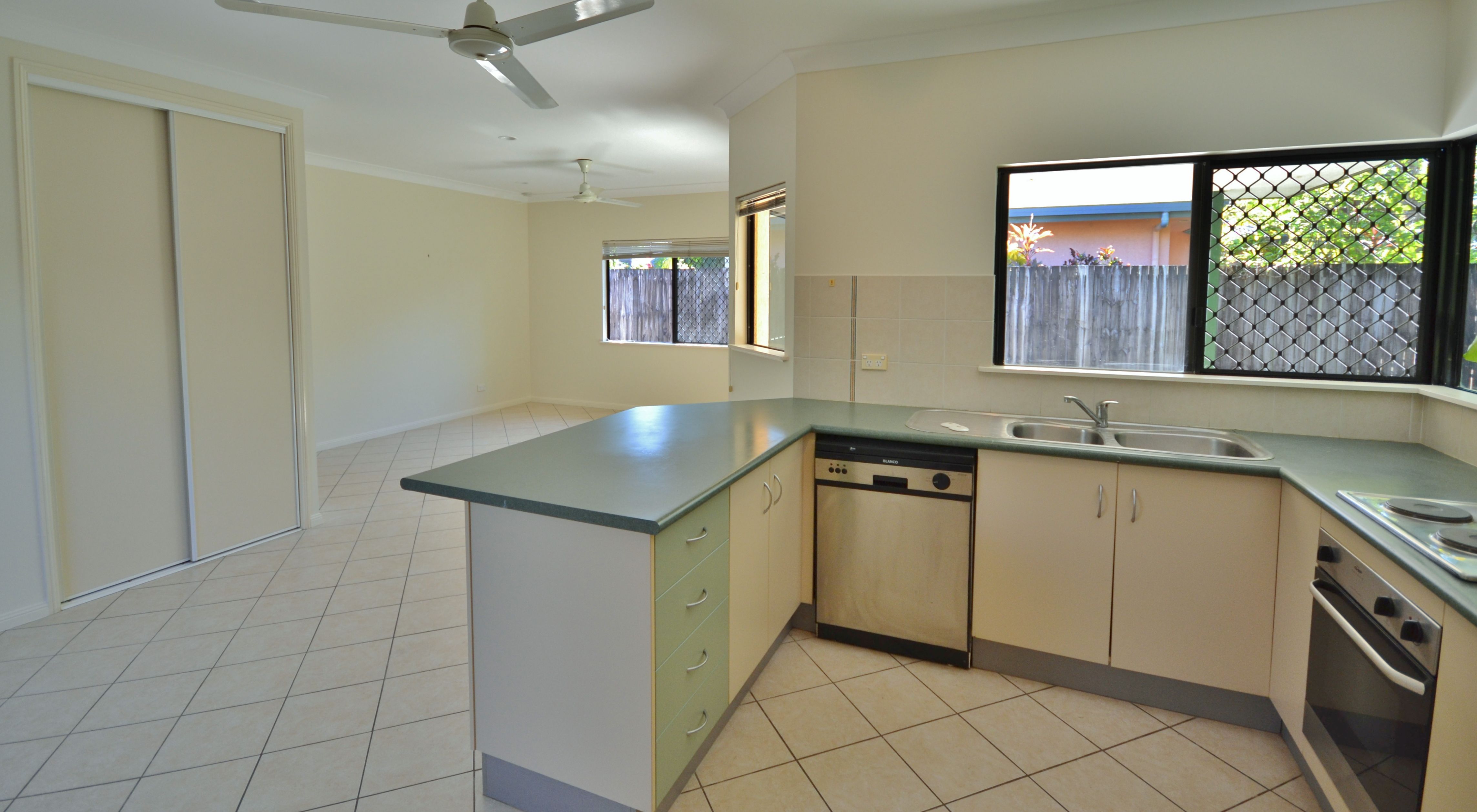 16 Kirra Close, Kewarra Beach, QLD 4879