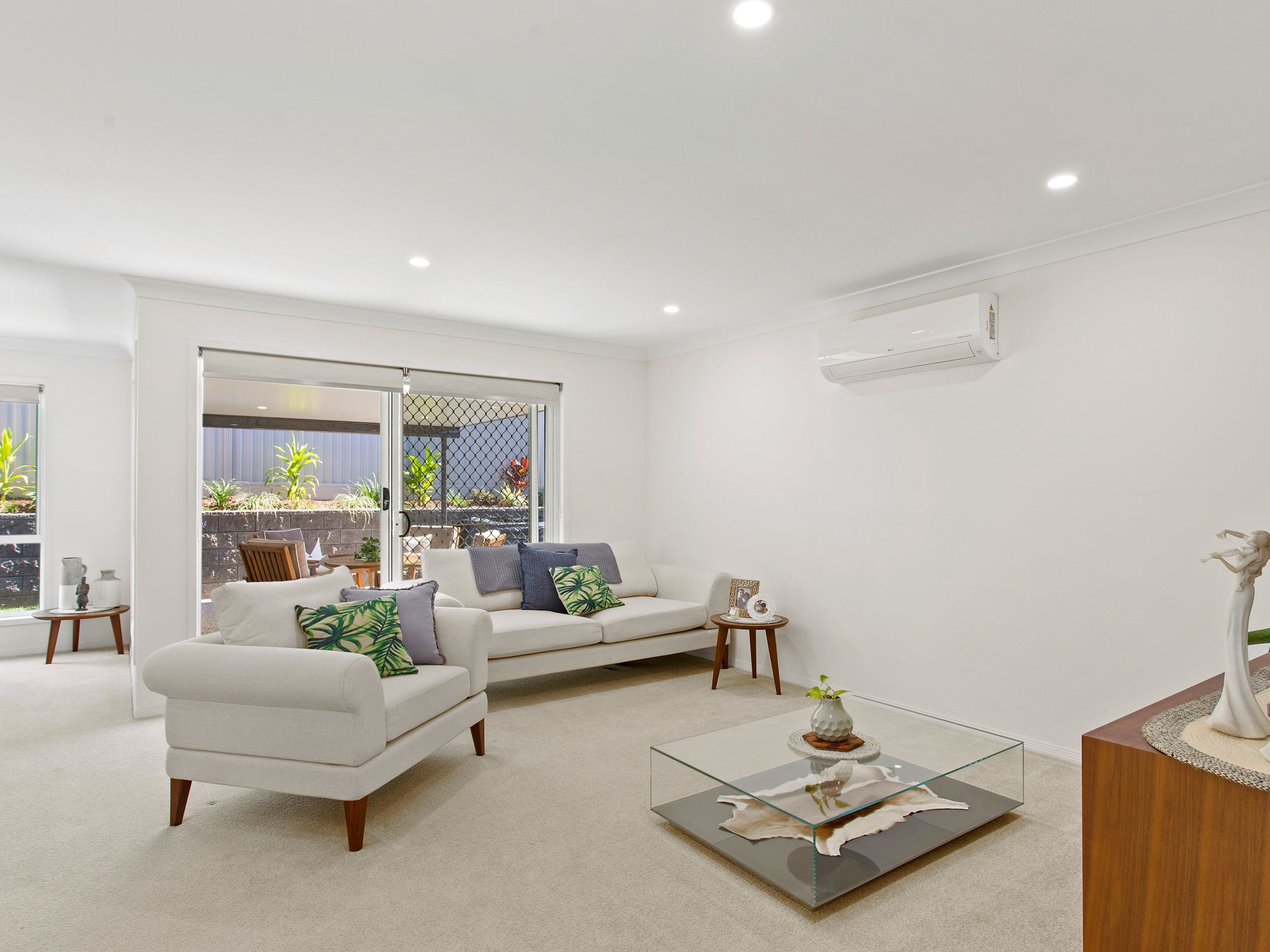 9/38-40 Robert Street, Labrador, QLD 4215