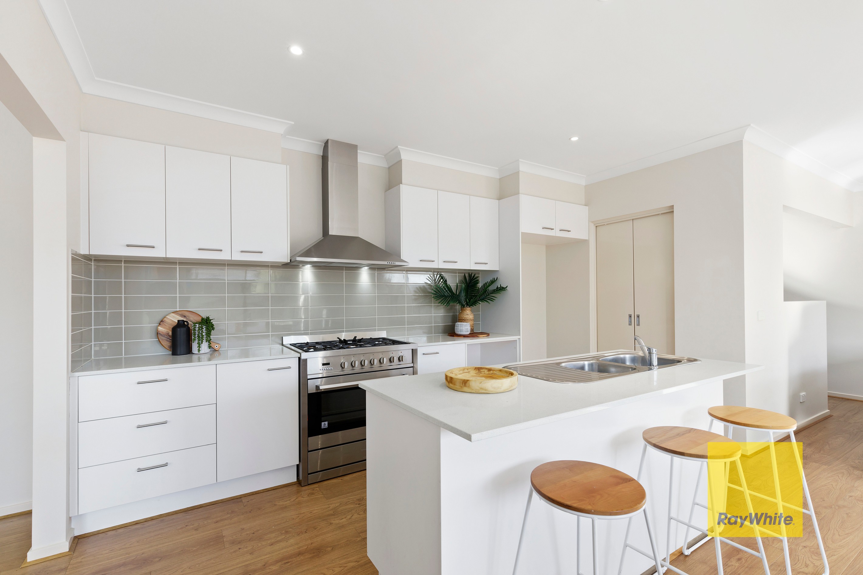 10 Badminton Court, Marshall, VIC 3216