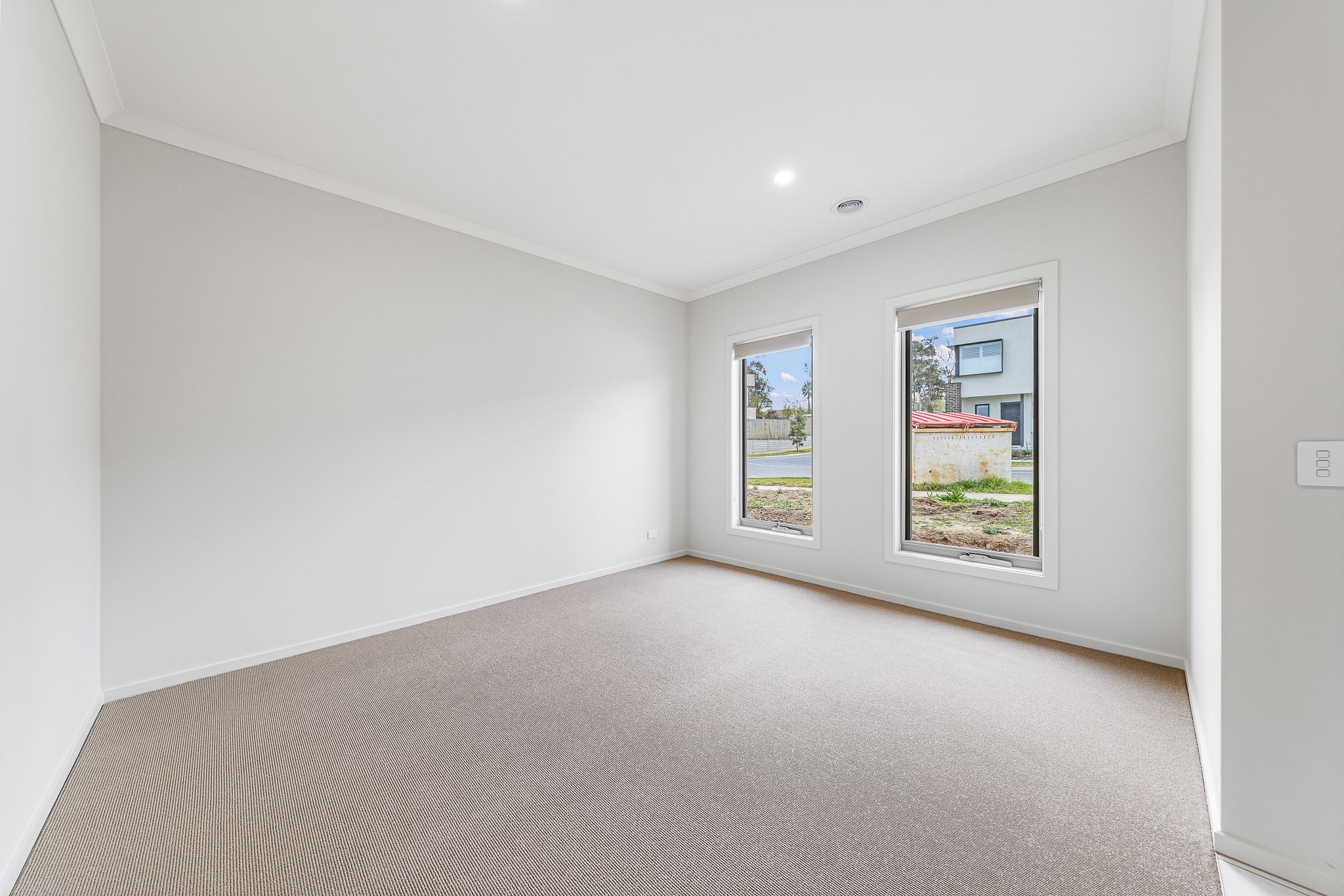 22 Everfair Crescent — photo 7 of 13