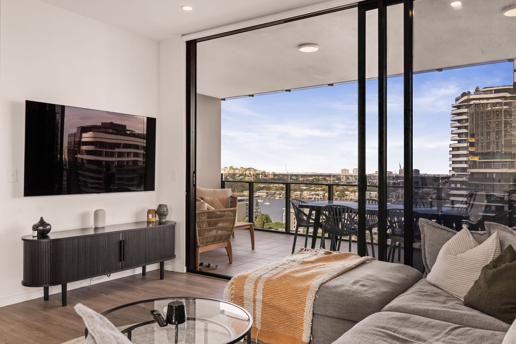 1509/12 Cunningham Street, Newstead, QLD 4006