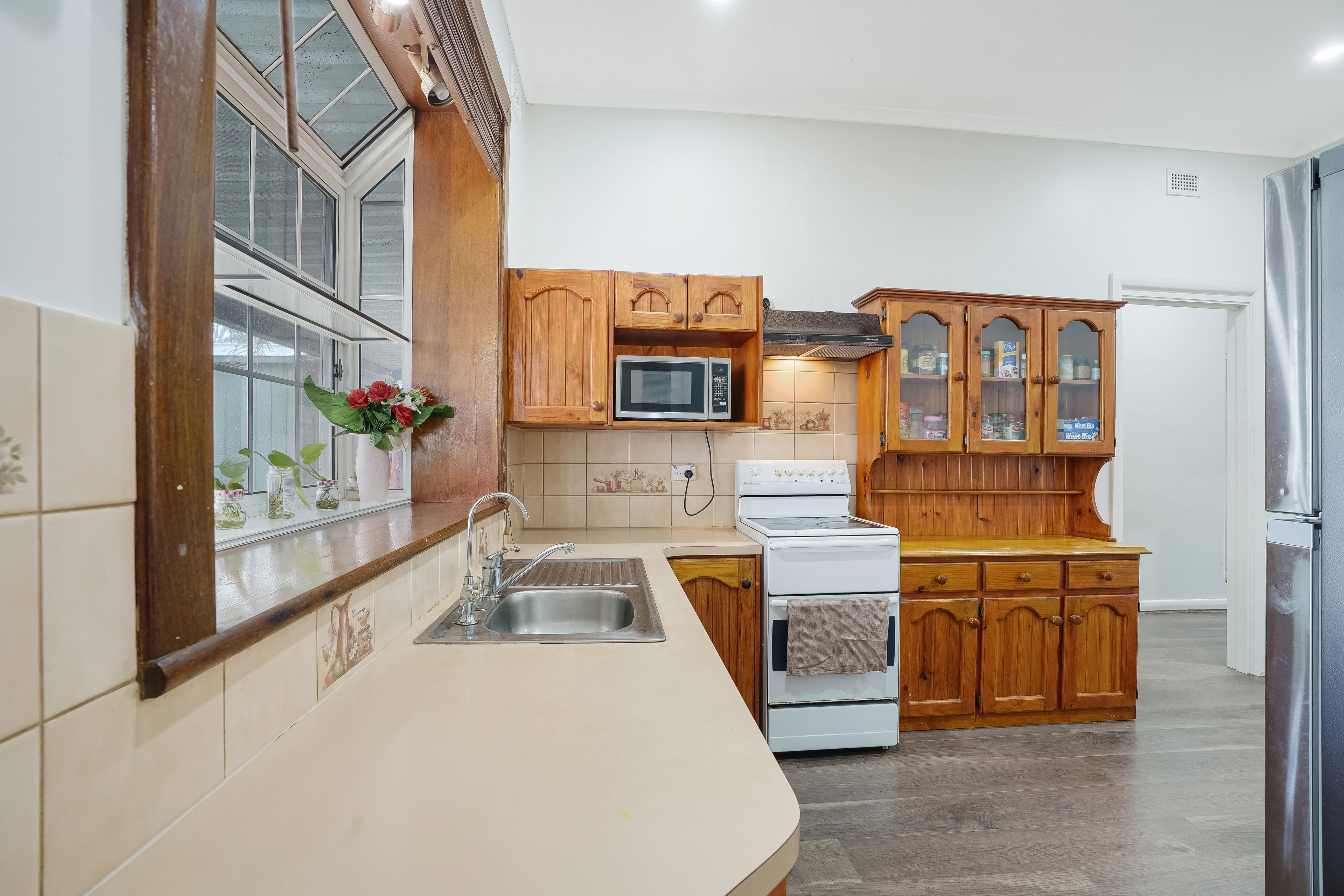 643 Andrews Road — photo 9 of 16