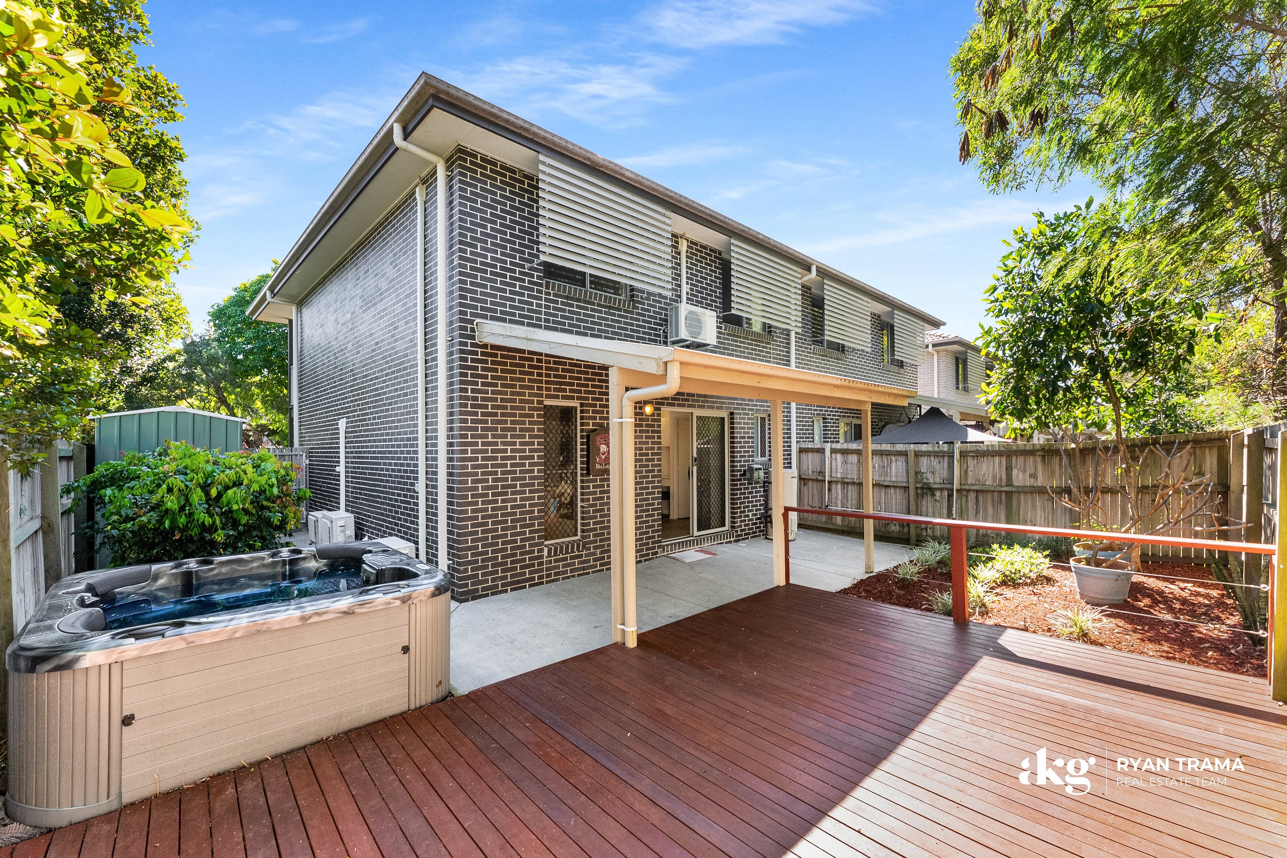 33/104A River Hills Road, Eagleby QLD 4207