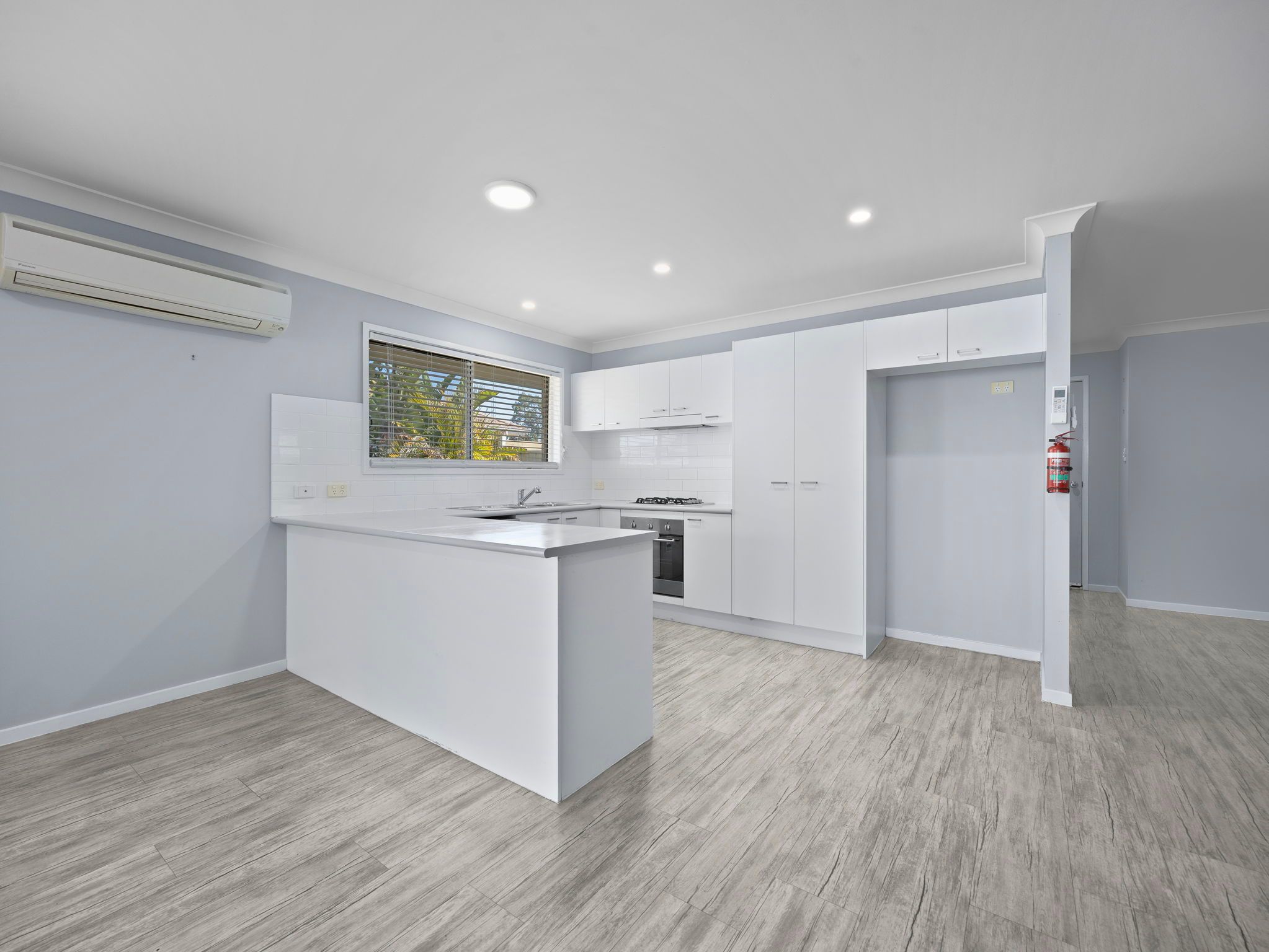 42 Tawney Street — photo 3 of 20