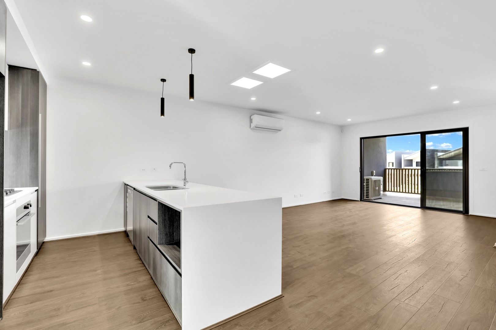 4 Galaxias Walk, Rowville, VIC 3178
