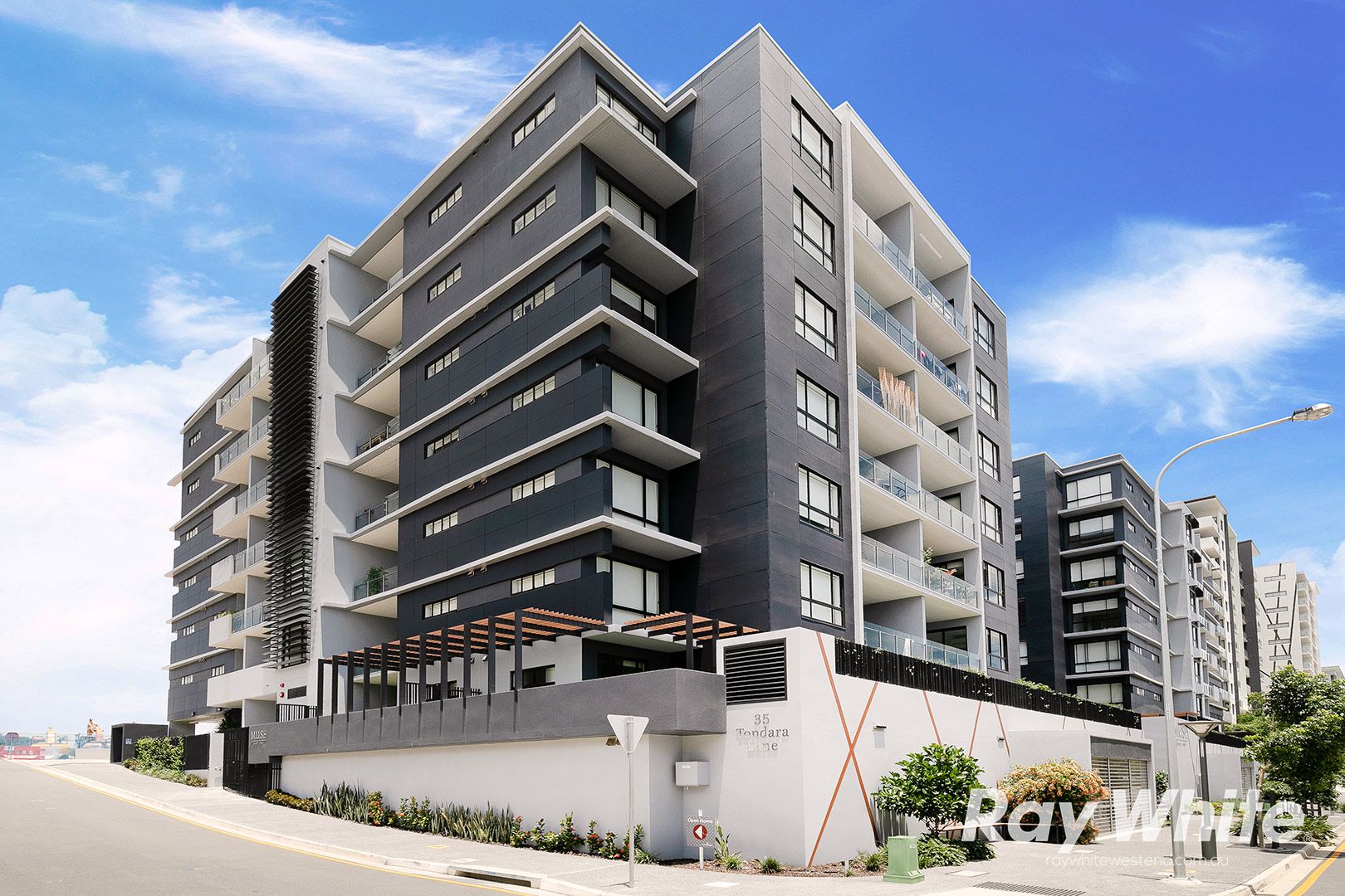 35 Tondara Lane, West End QLD 4101