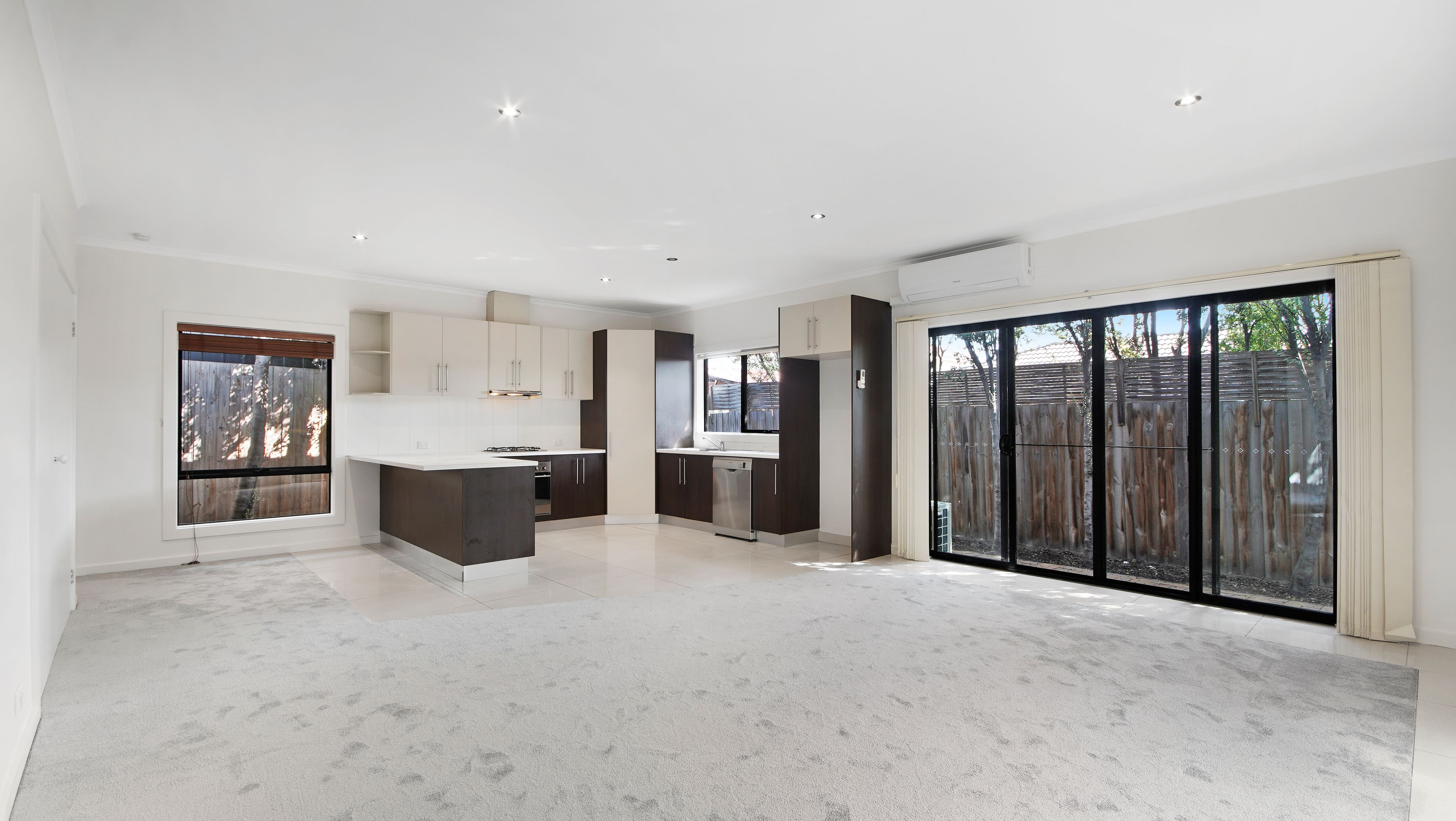 2/57 Kinsale Street, Reservoir, VIC 3073