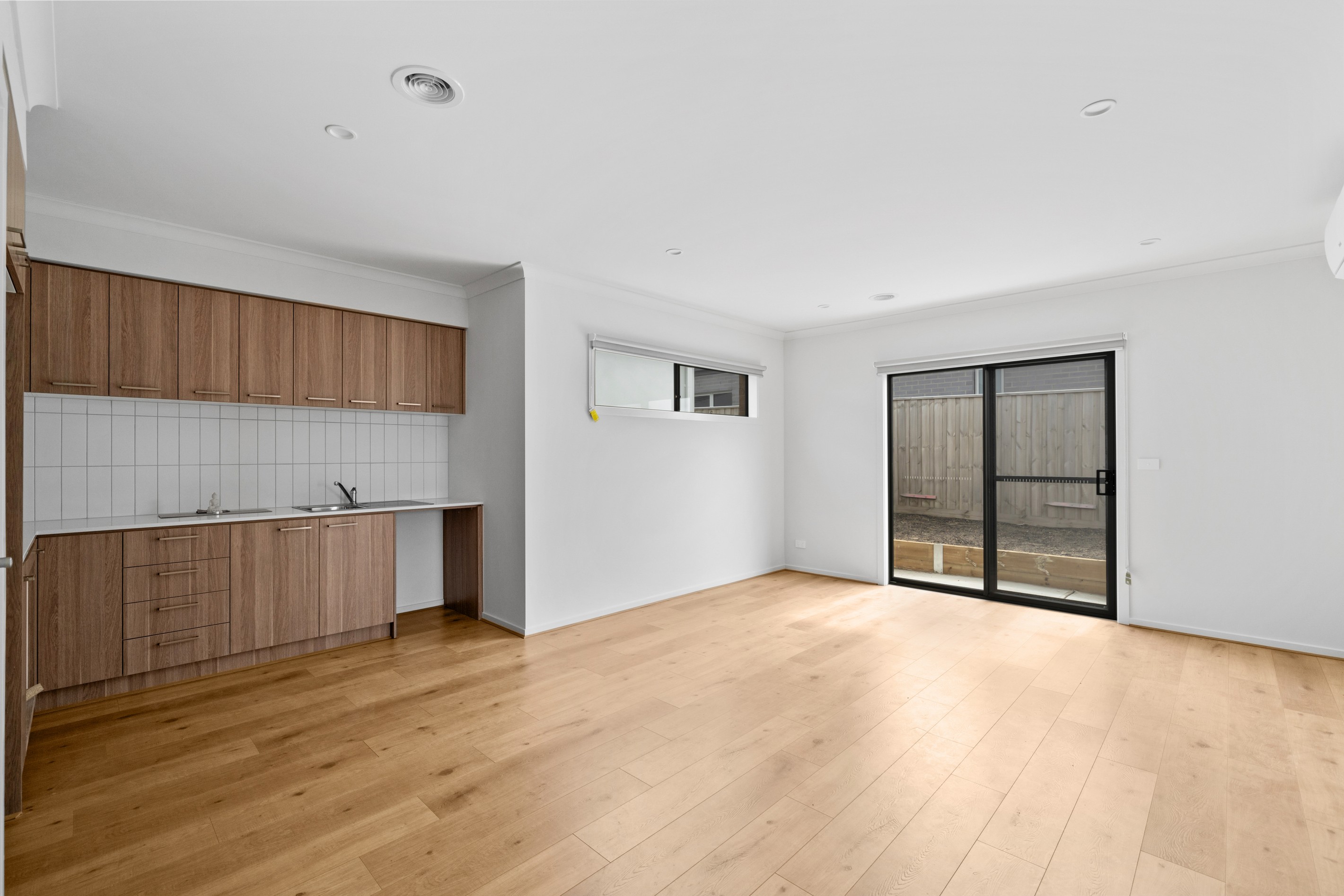 9 Leggatt Way, Donnybrook, VIC 3064