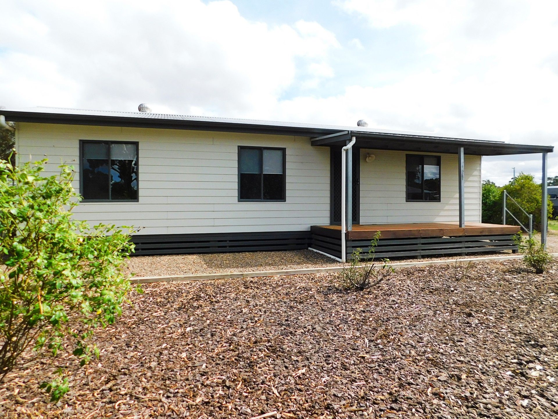 5 First Street, Bordertown SA 5268