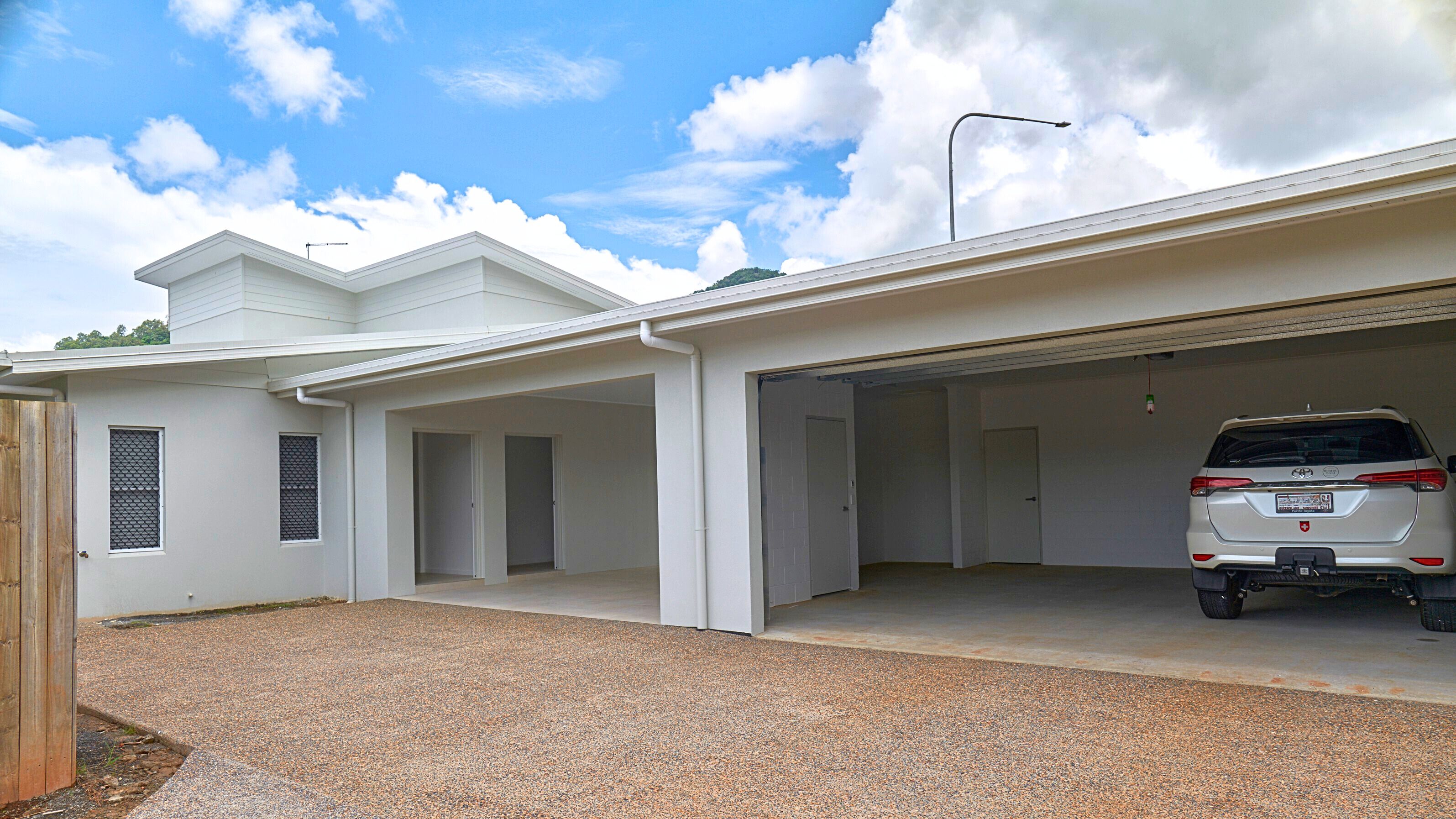 70a Oxbow Circuit, Redlynch, QLD 4870