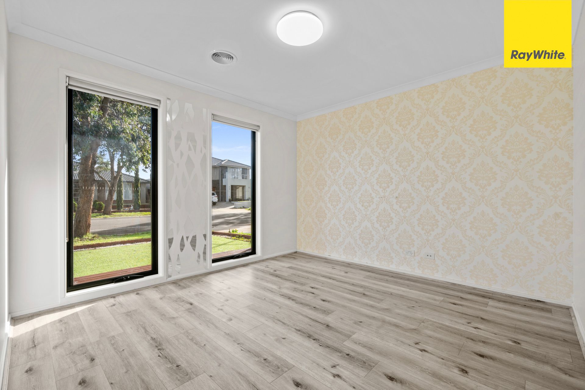 15 Tetbury Avenue, WEIR VIEWS, VIC 3338